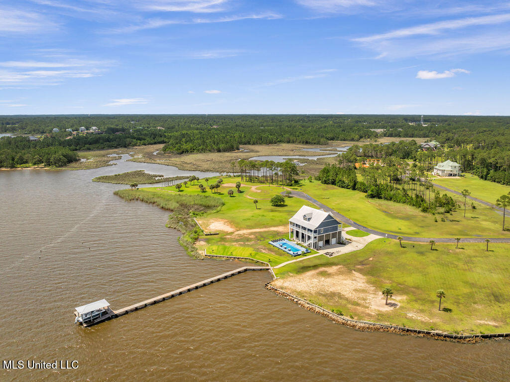15225 Branigar Property Photo 9