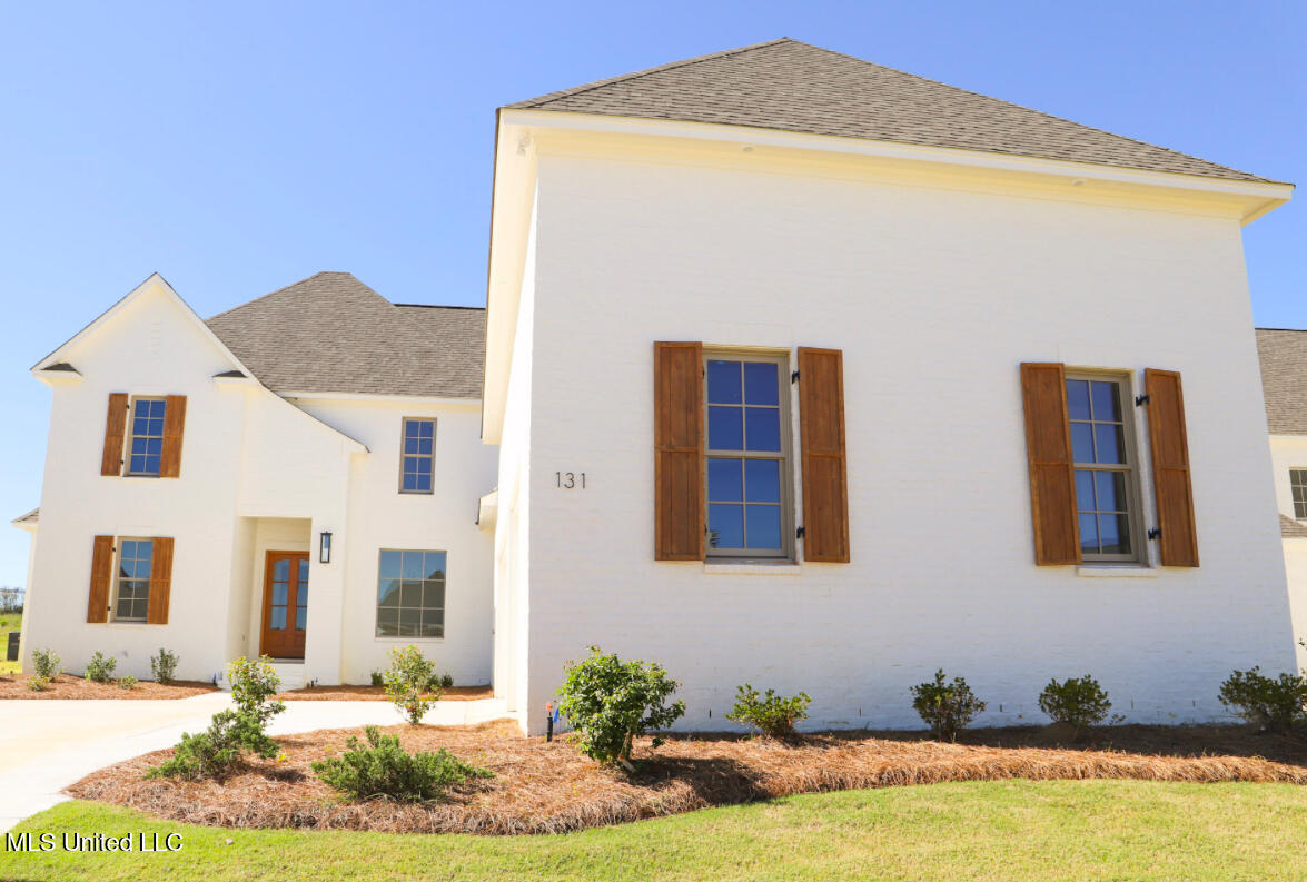 131 Genoa Drive Property Photo 1