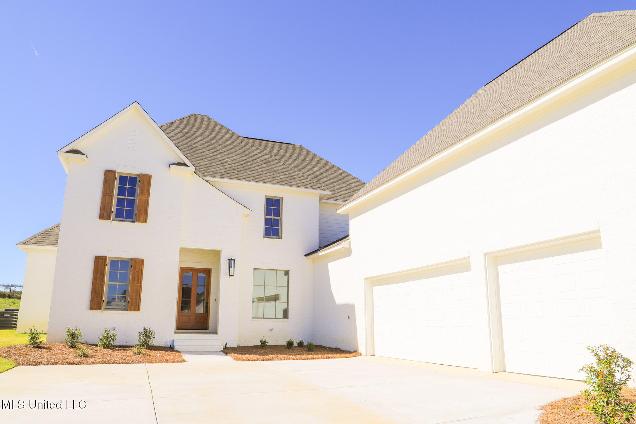 131 Genoa Drive Property Photo 2