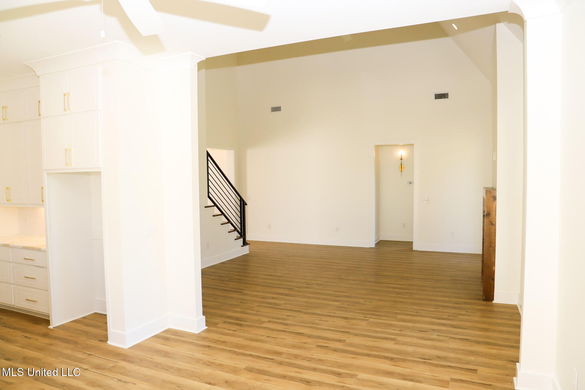 131 Genoa Drive Property Photo 7