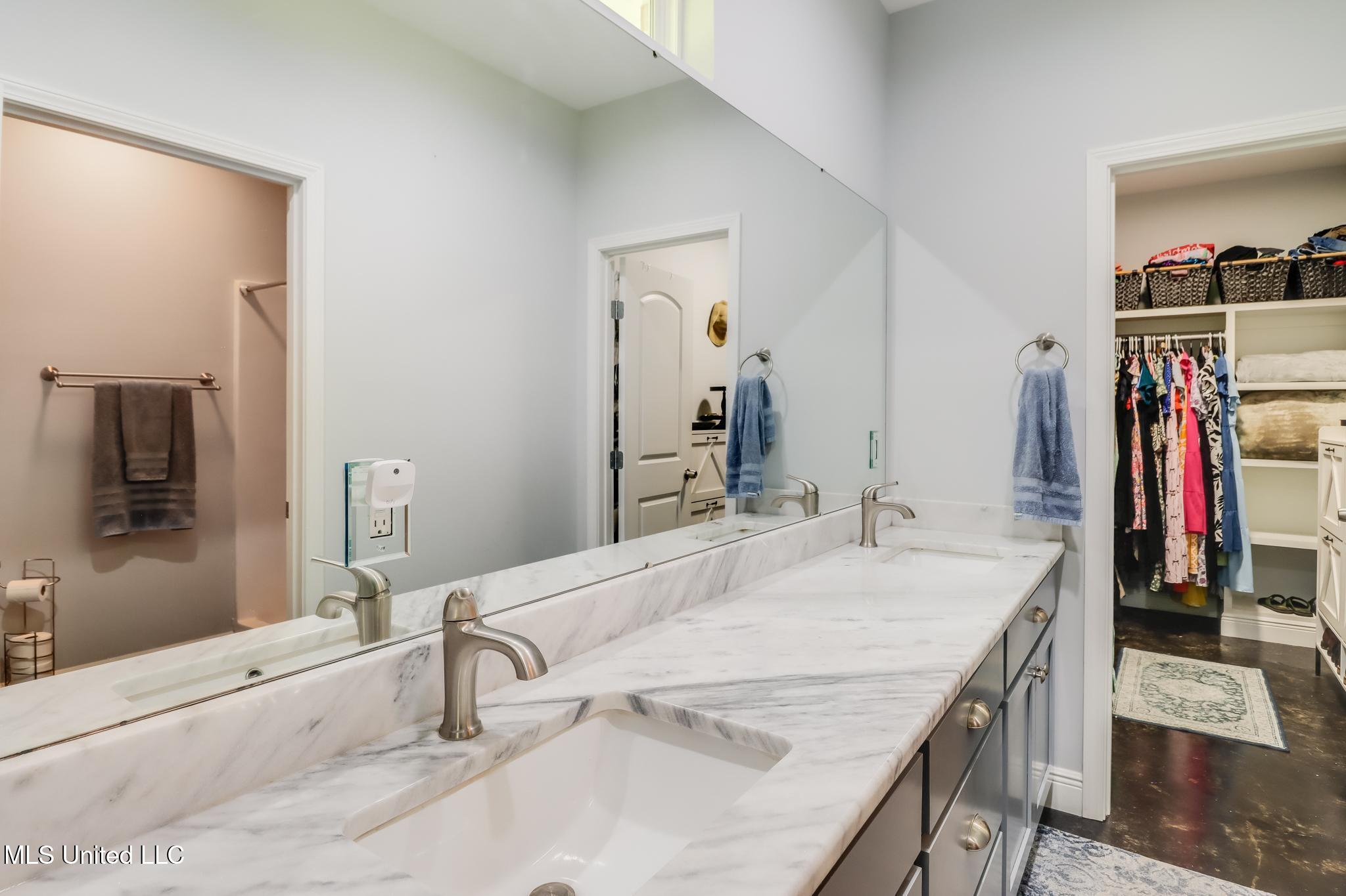 23207 Unicorn Lane Property Photo 21