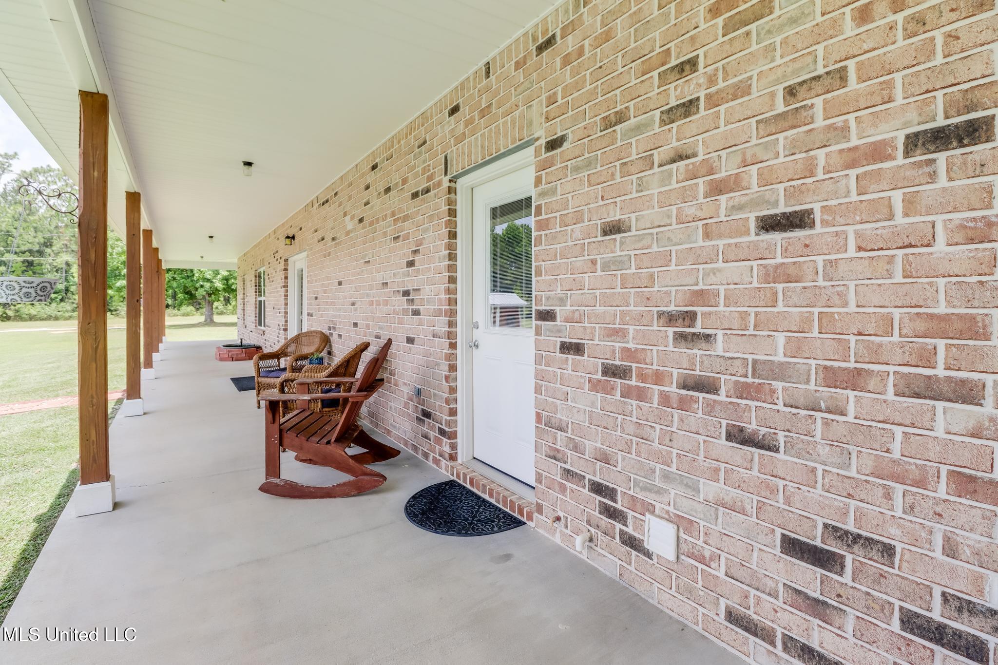 23207 Unicorn Lane Property Photo 34