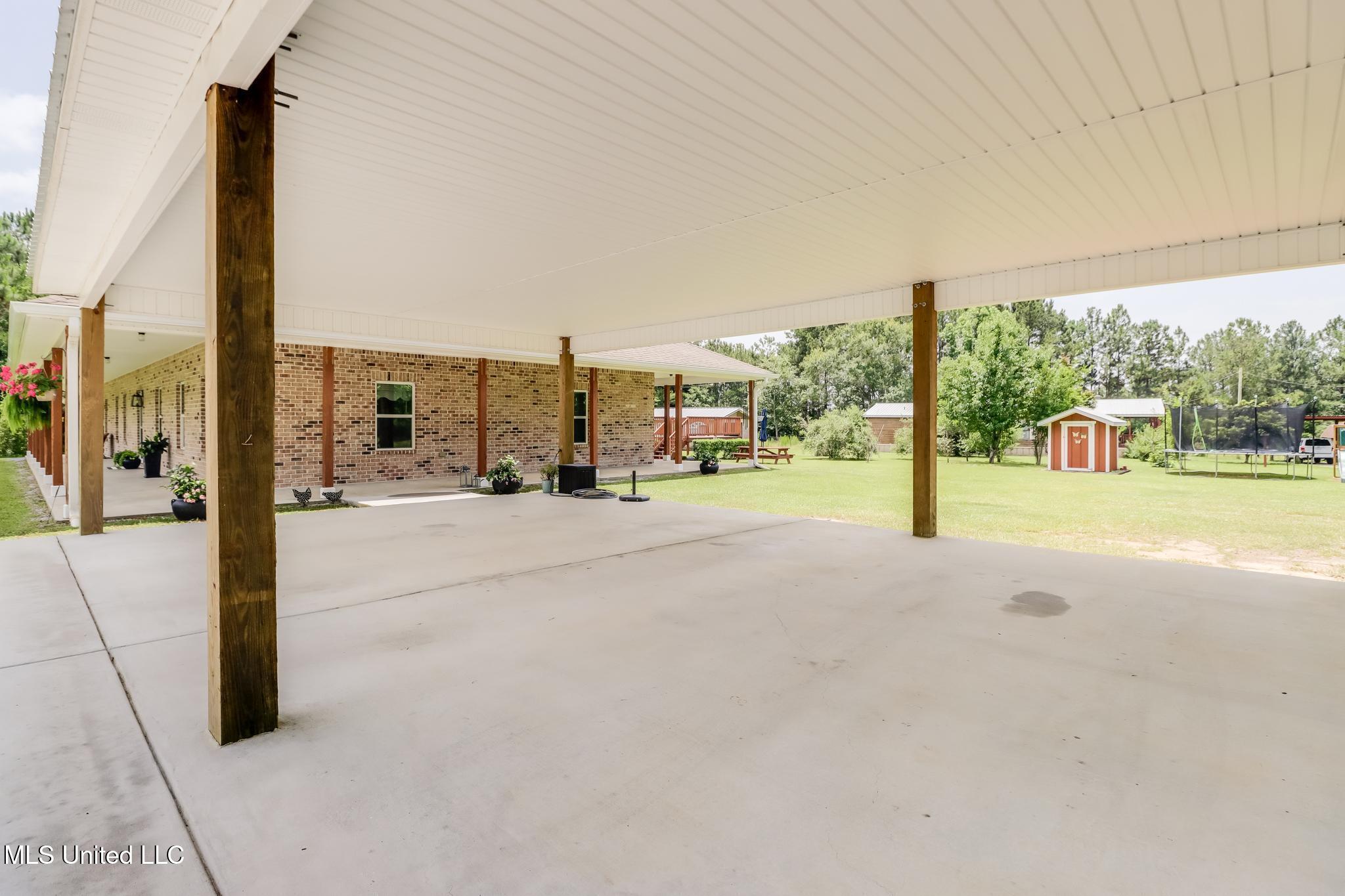 23207 Unicorn Lane Property Photo 36