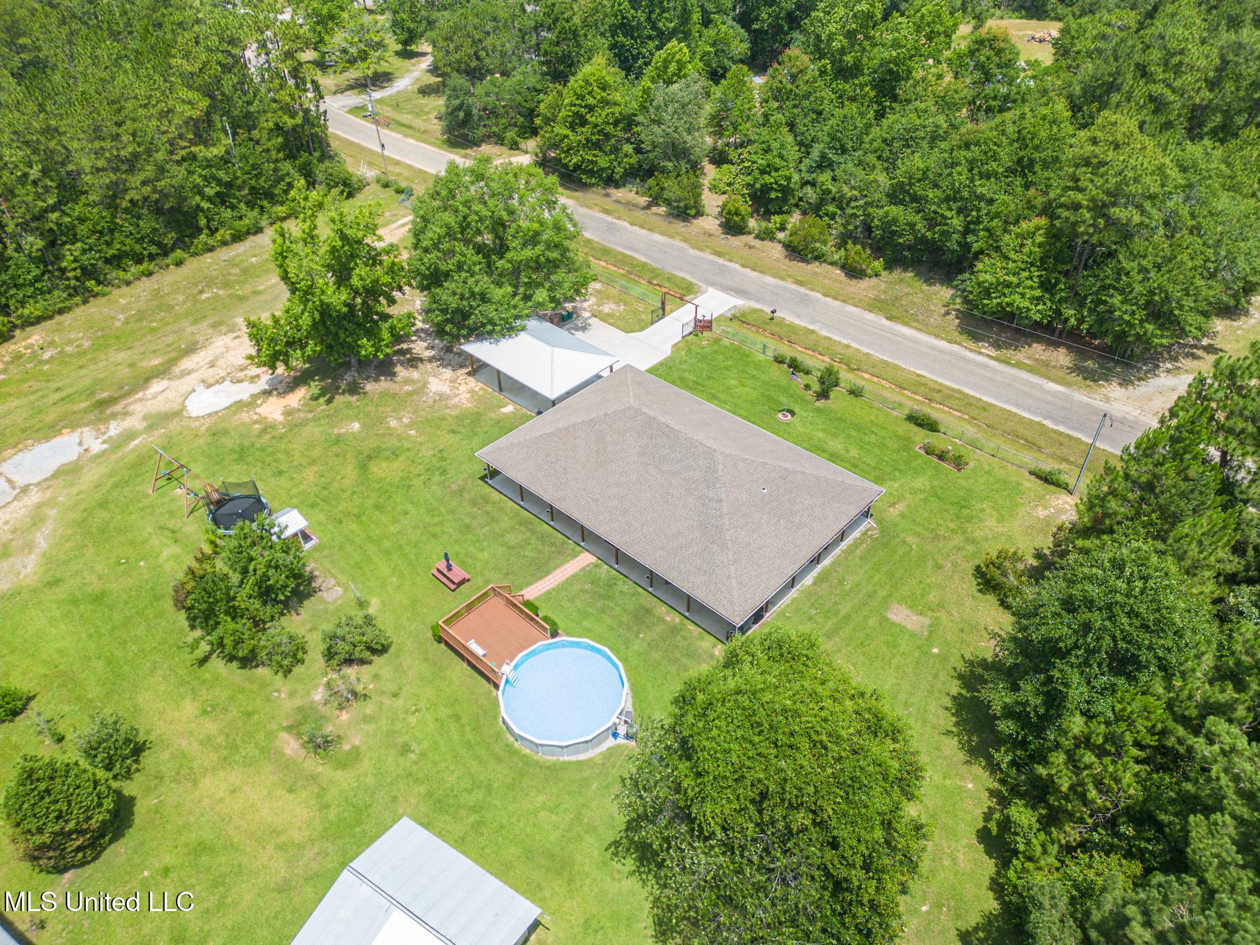 23207 Unicorn Lane Property Photo 38