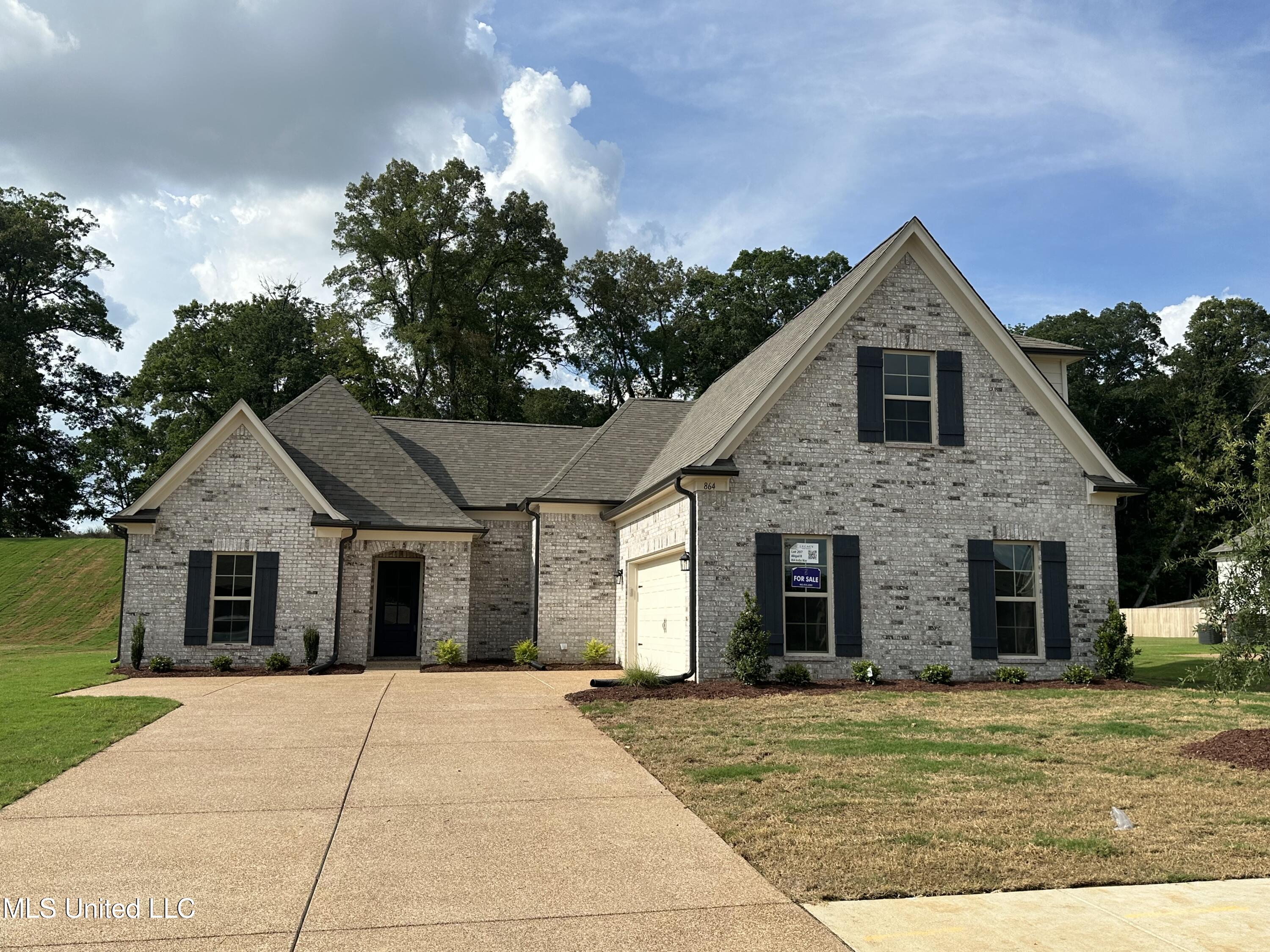 864 Andys Way Property Photo 1