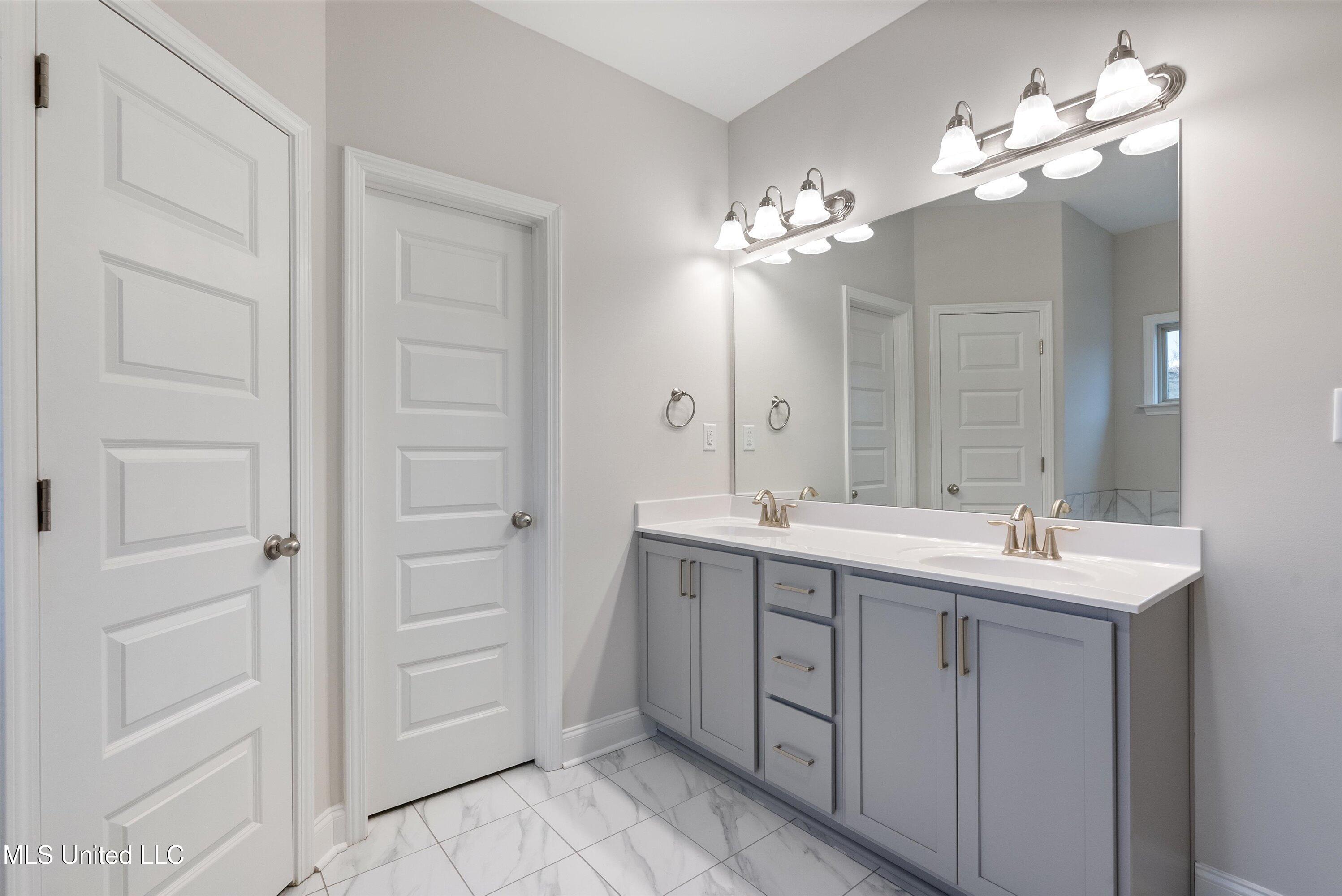 951 Collie Drive Property Photo 17