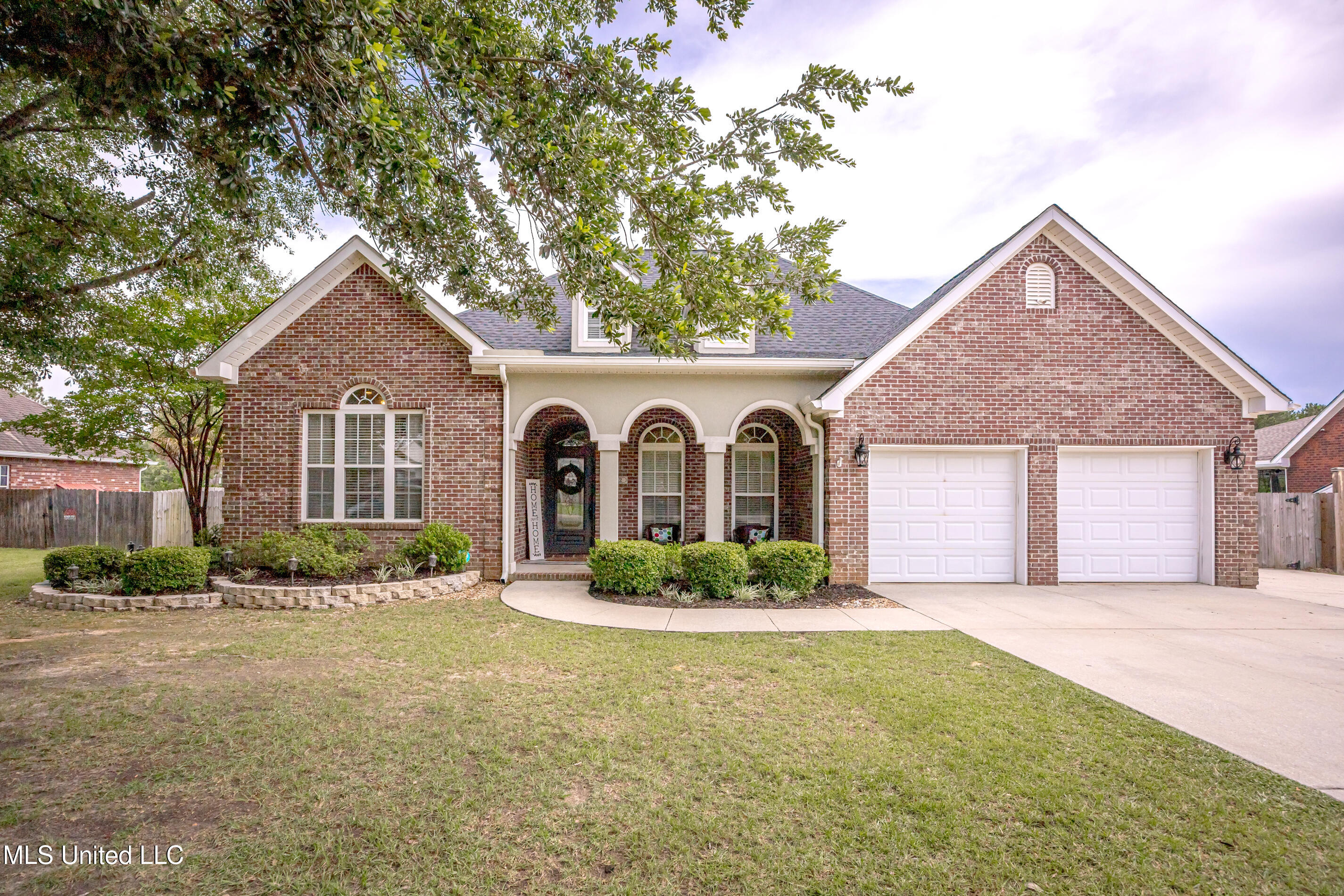 1412 Shelby Lane Property Photo 1