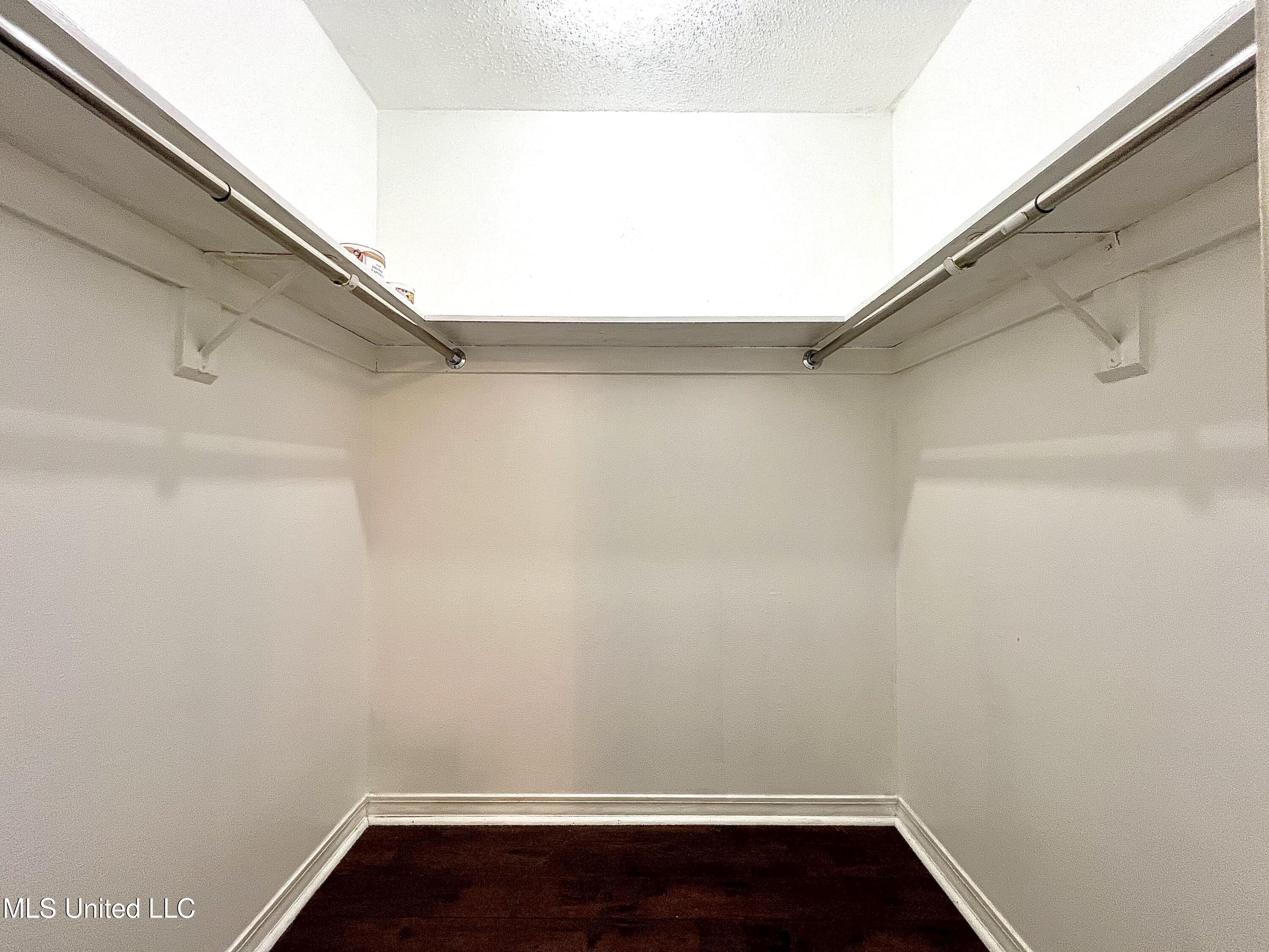 291 Highpoint Drive Property Photo 20