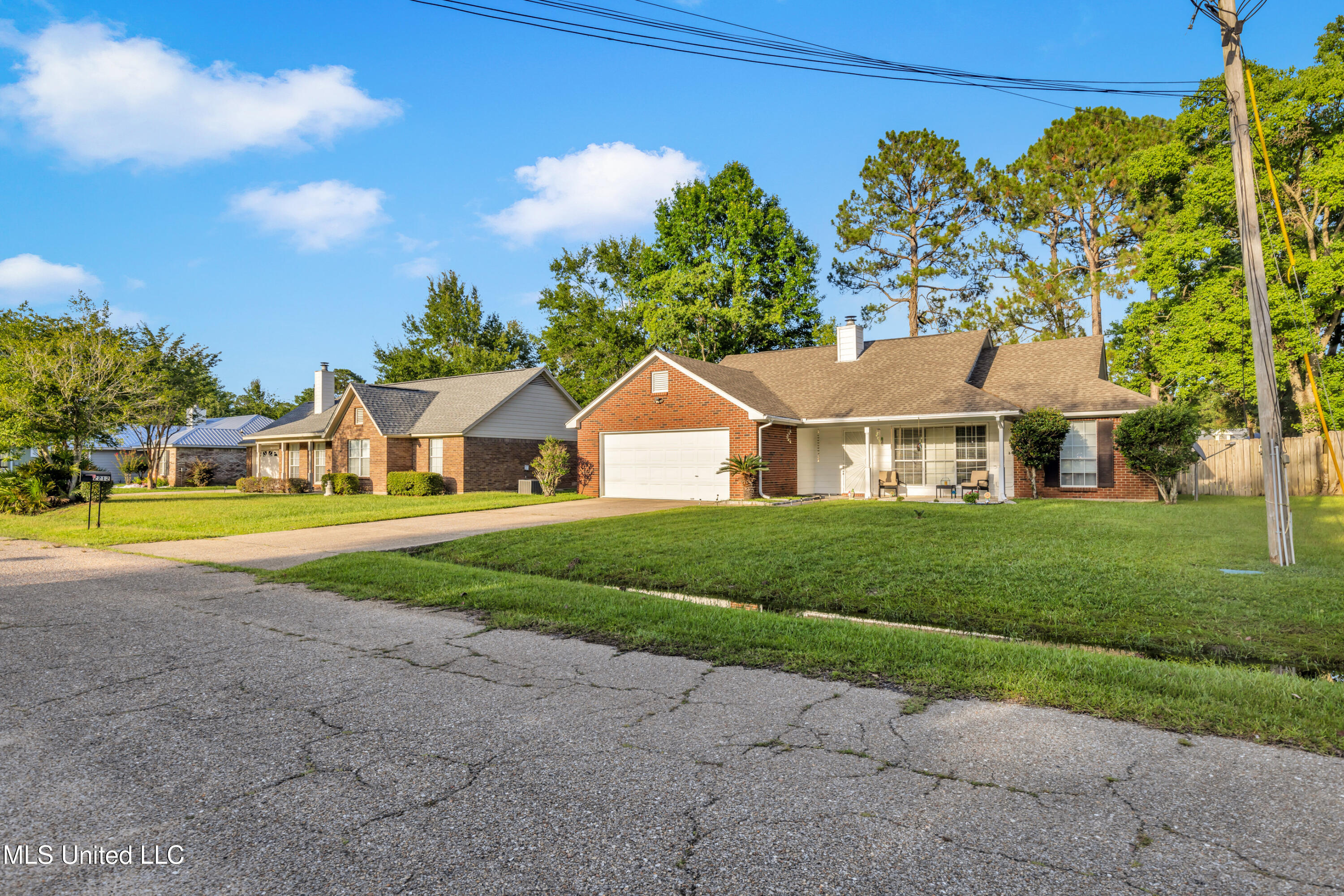 2212 Starfish Road Property Photo 3