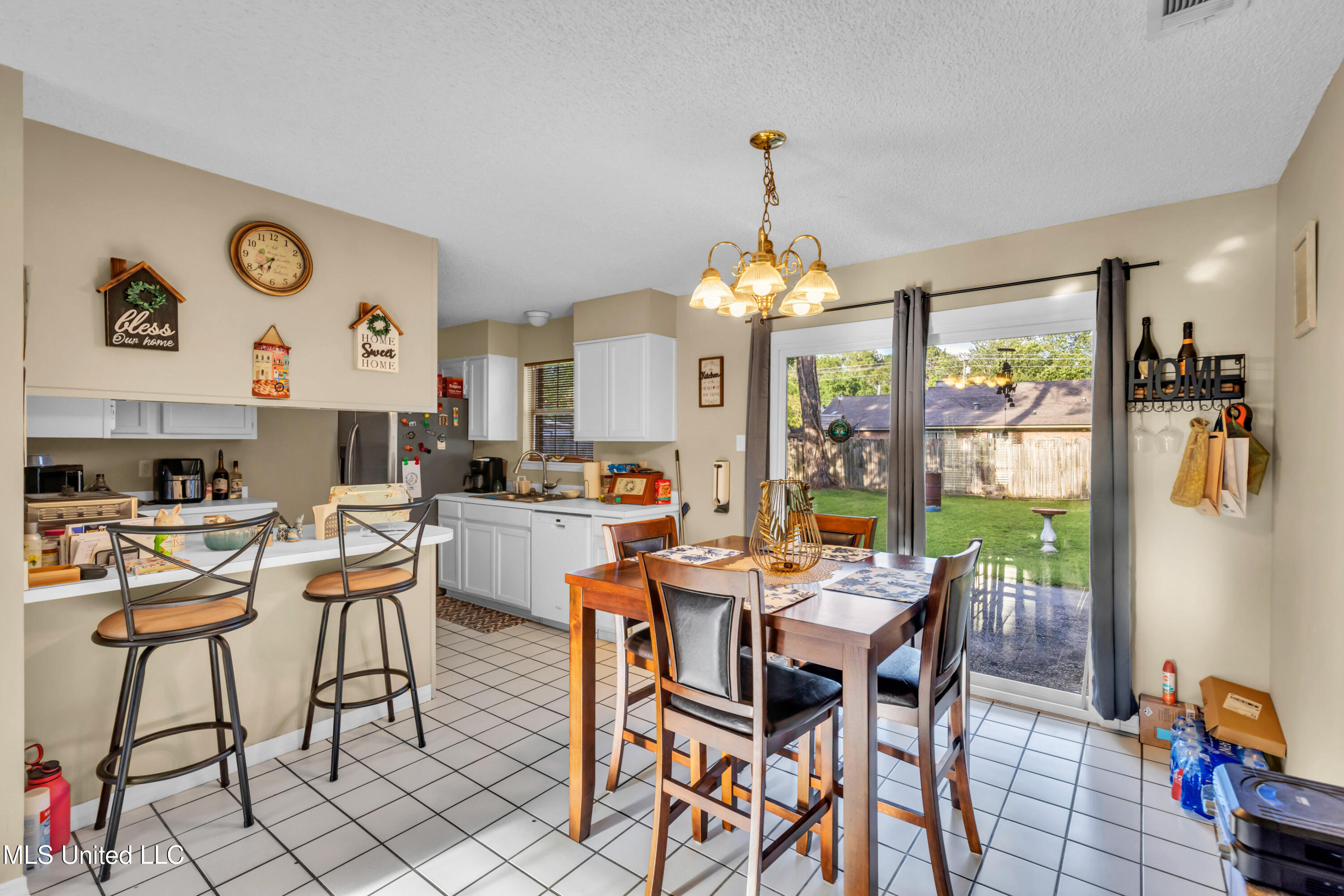 2212 Starfish Road Property Photo 9