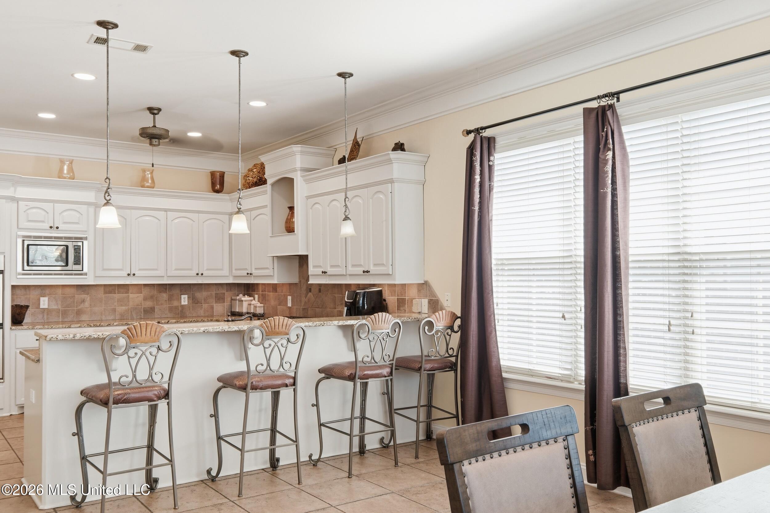 209 Oakville Circle Property Photo 13