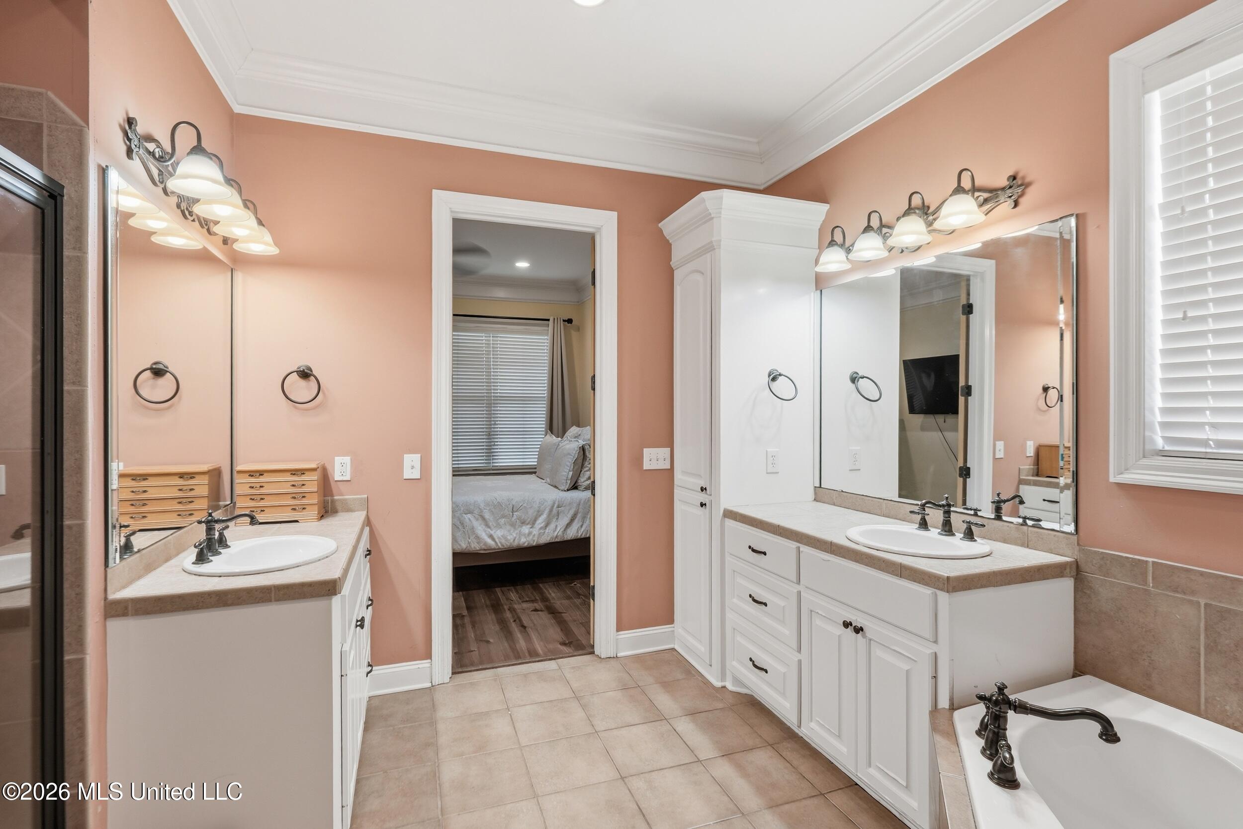209 Oakville Circle Property Photo 25