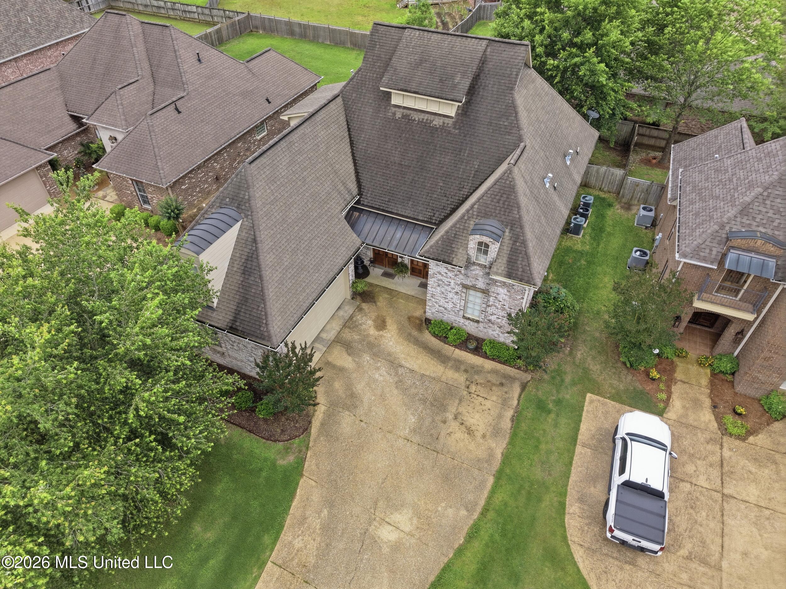 209 Oakville Circle Property Photo 46