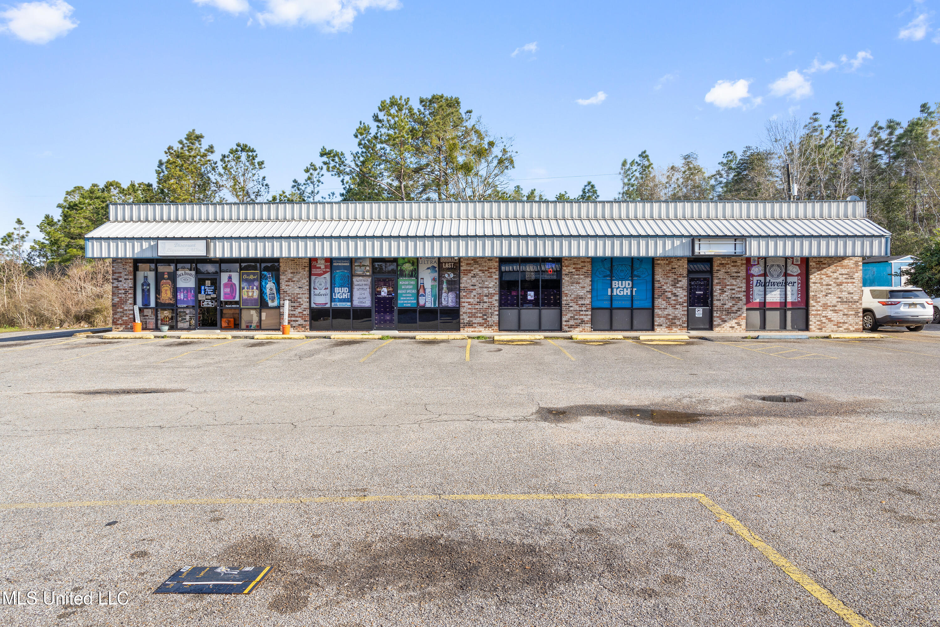 17412-22 Highway 49 Property Photo 1