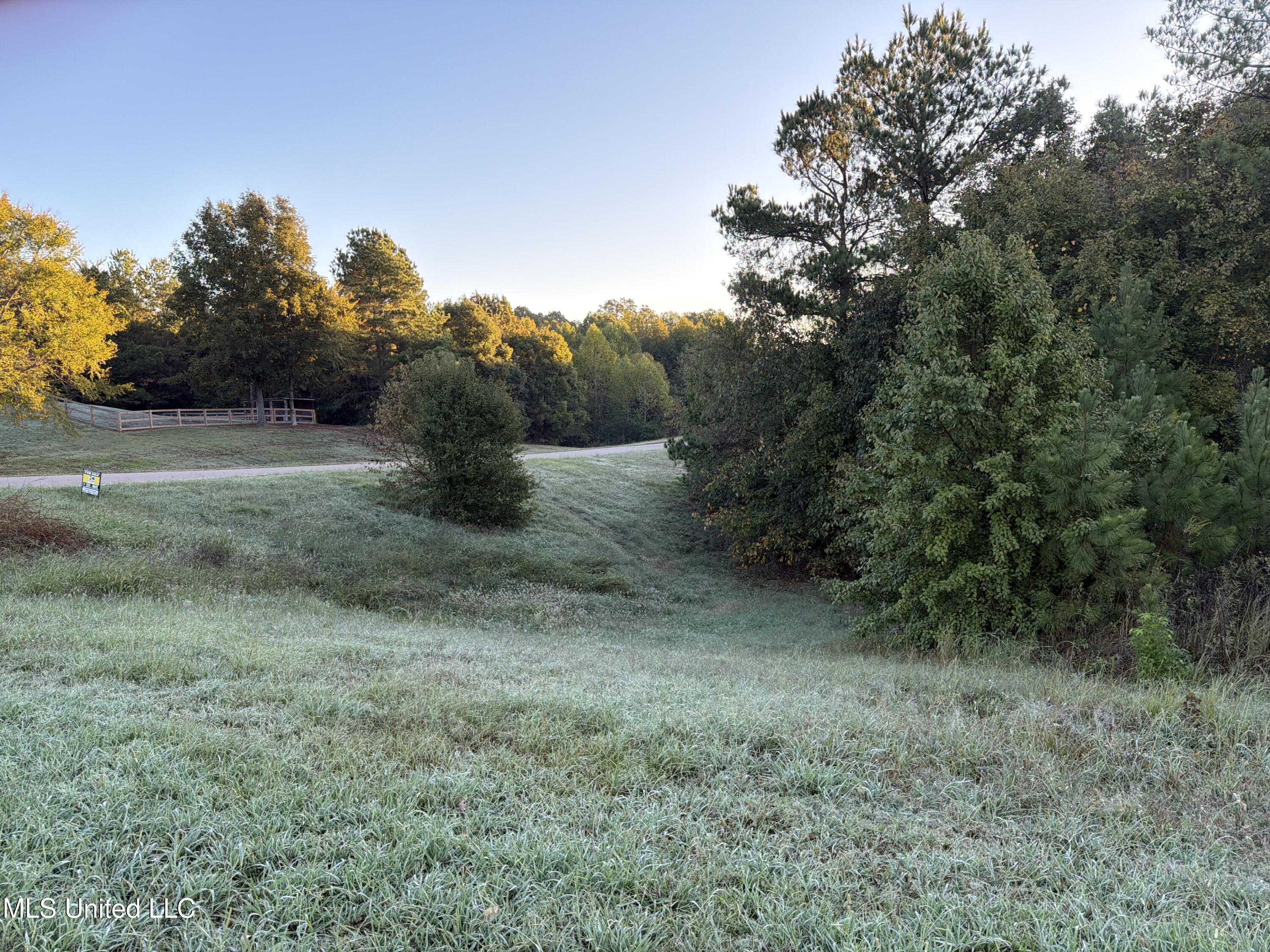 334 W Byhailia Creek Farm Road Property Photo 1