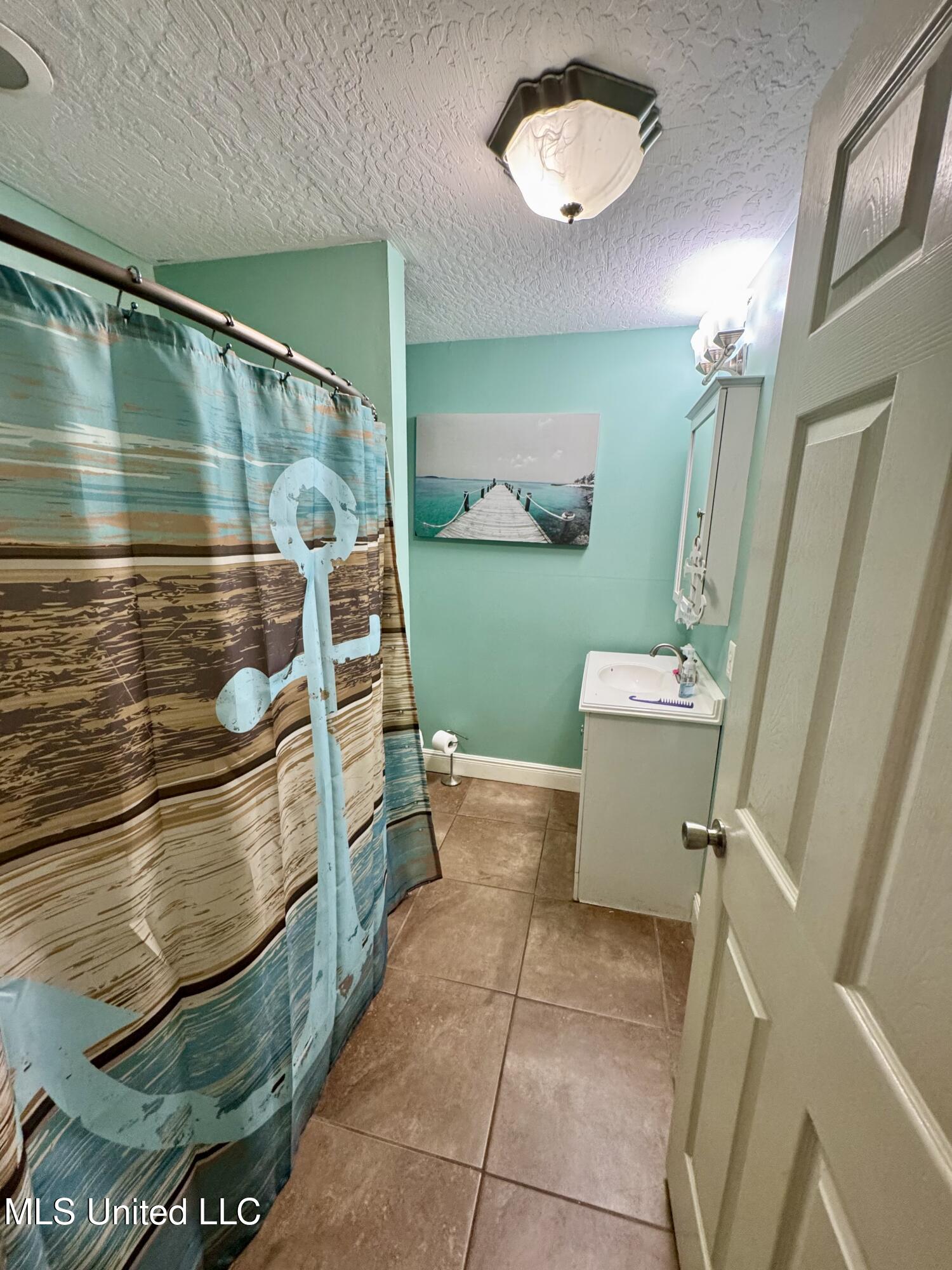1104 Highway 513 Property Photo 9