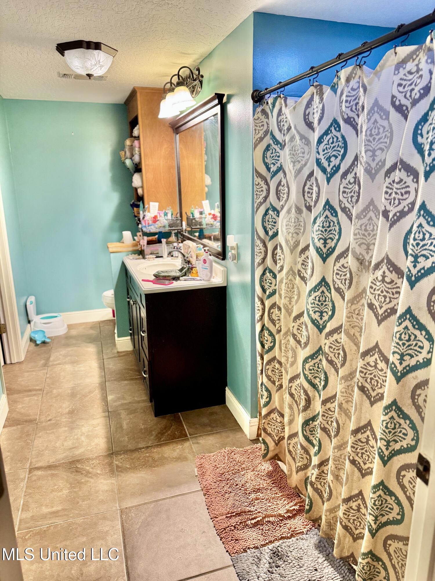 1104 Highway 513 Property Photo 12