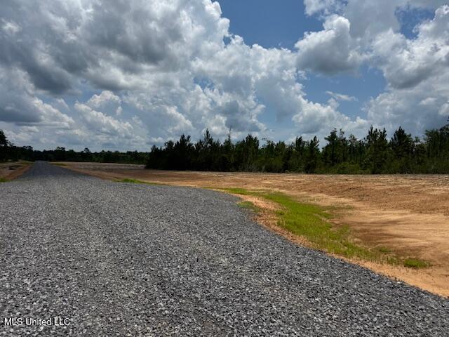 5280 Crawford Ln. Property Photo 4