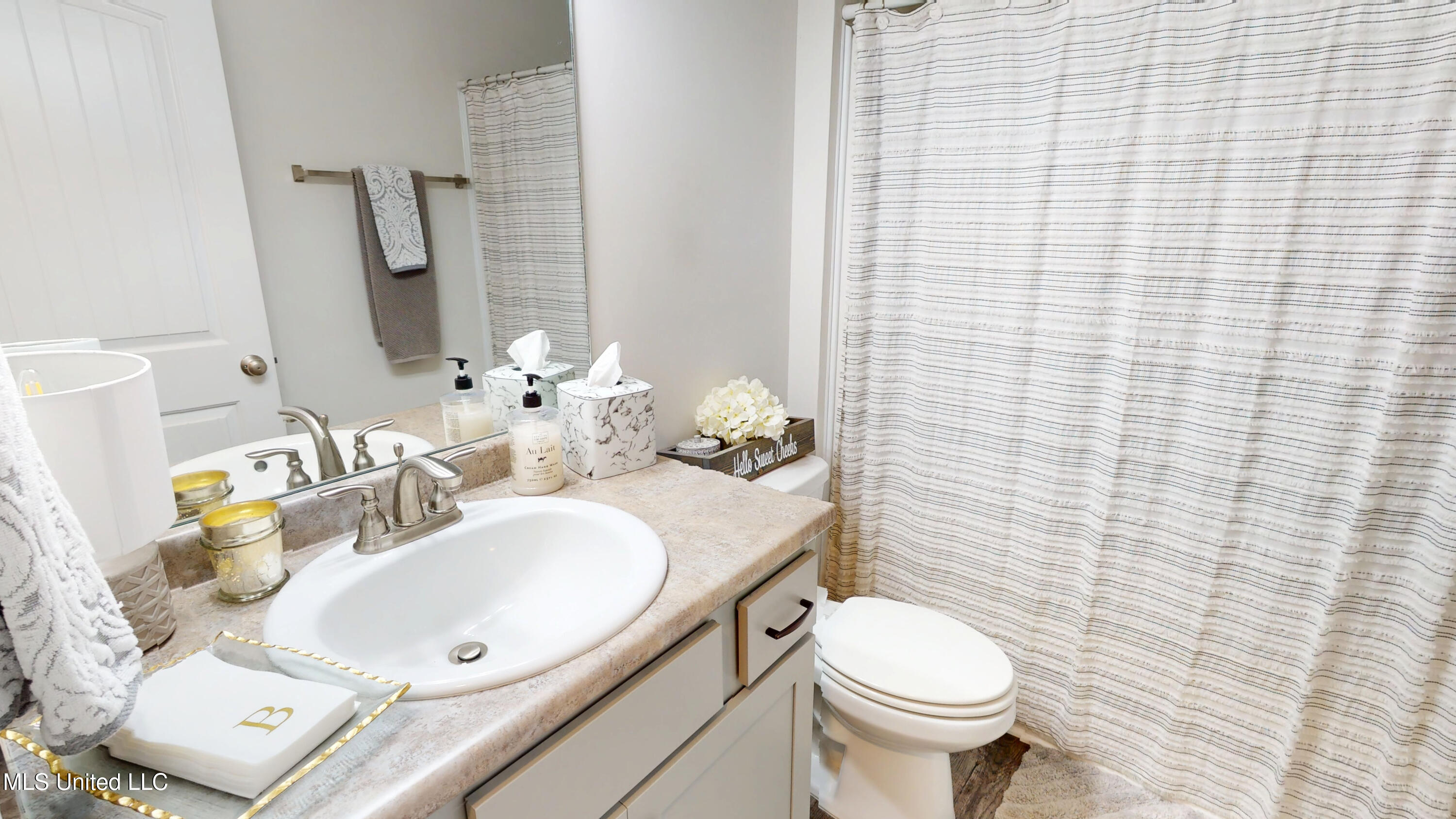 1563 Cambria Drive Property Photo 13