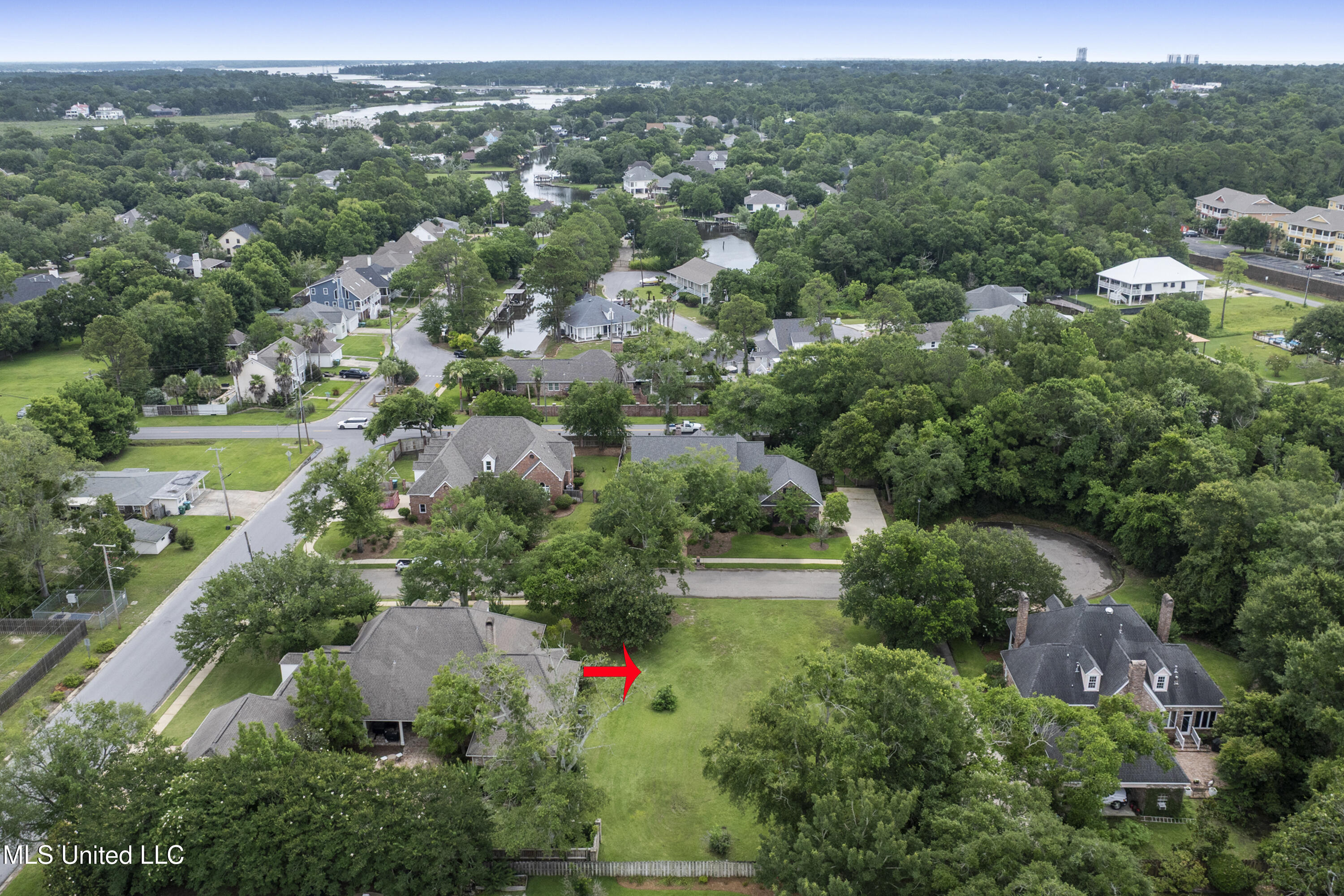 Lawrence Place Property Photo 3