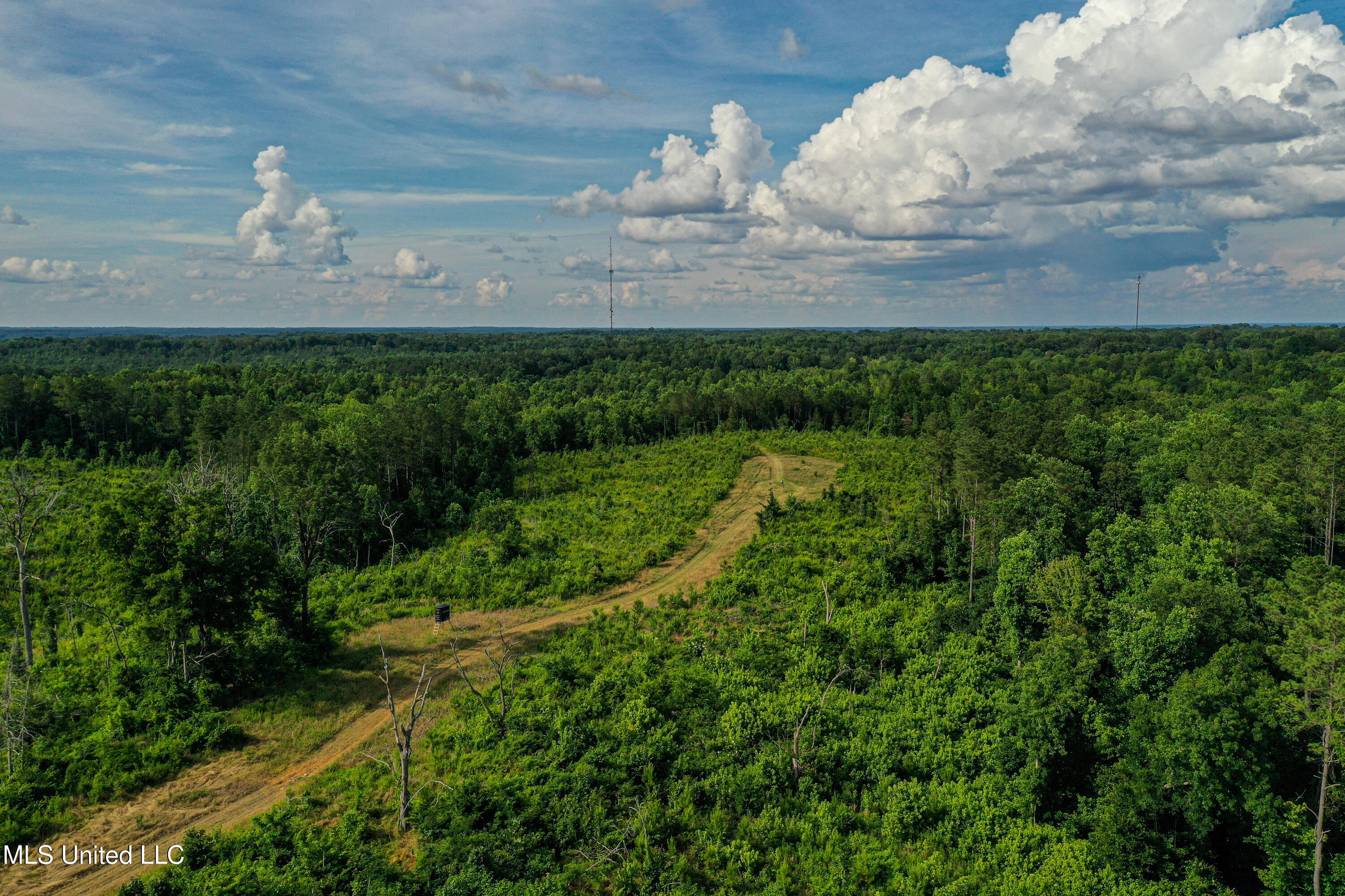 0002 Garrett Creek Loop Property Photo 1