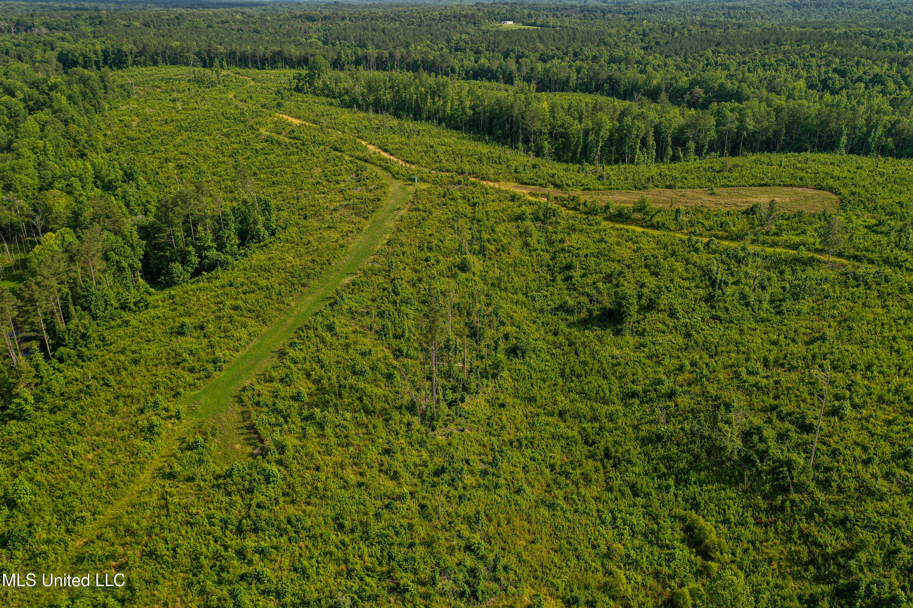 0002 Garrett Creek Loop Property Photo 33