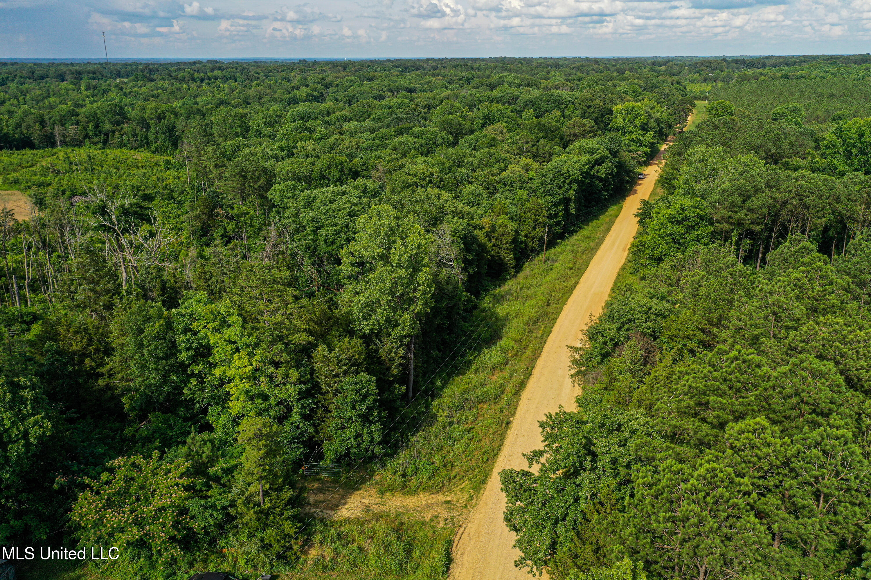 0002 Garrett Creek Loop Property Photo 43