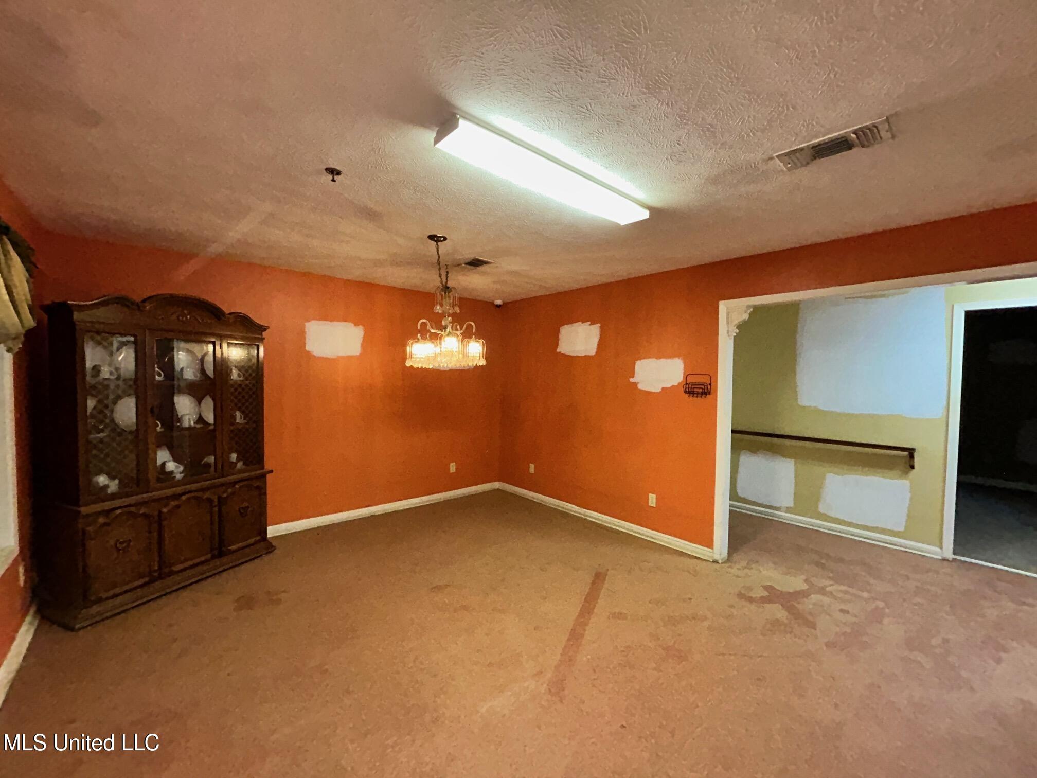 606 E Jackson Road Property Photo 52