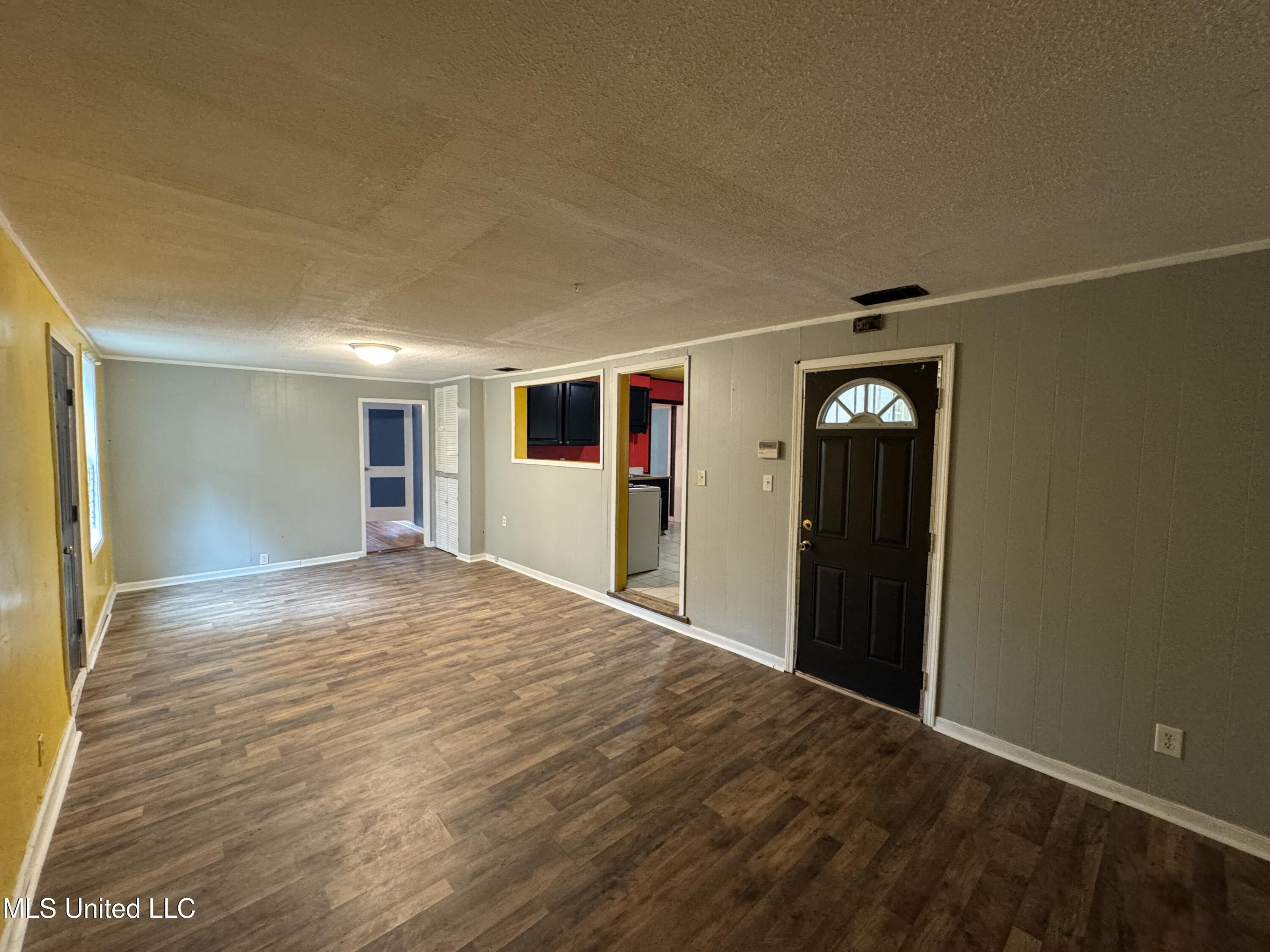 3258 Meadow Lane Property Photo 5