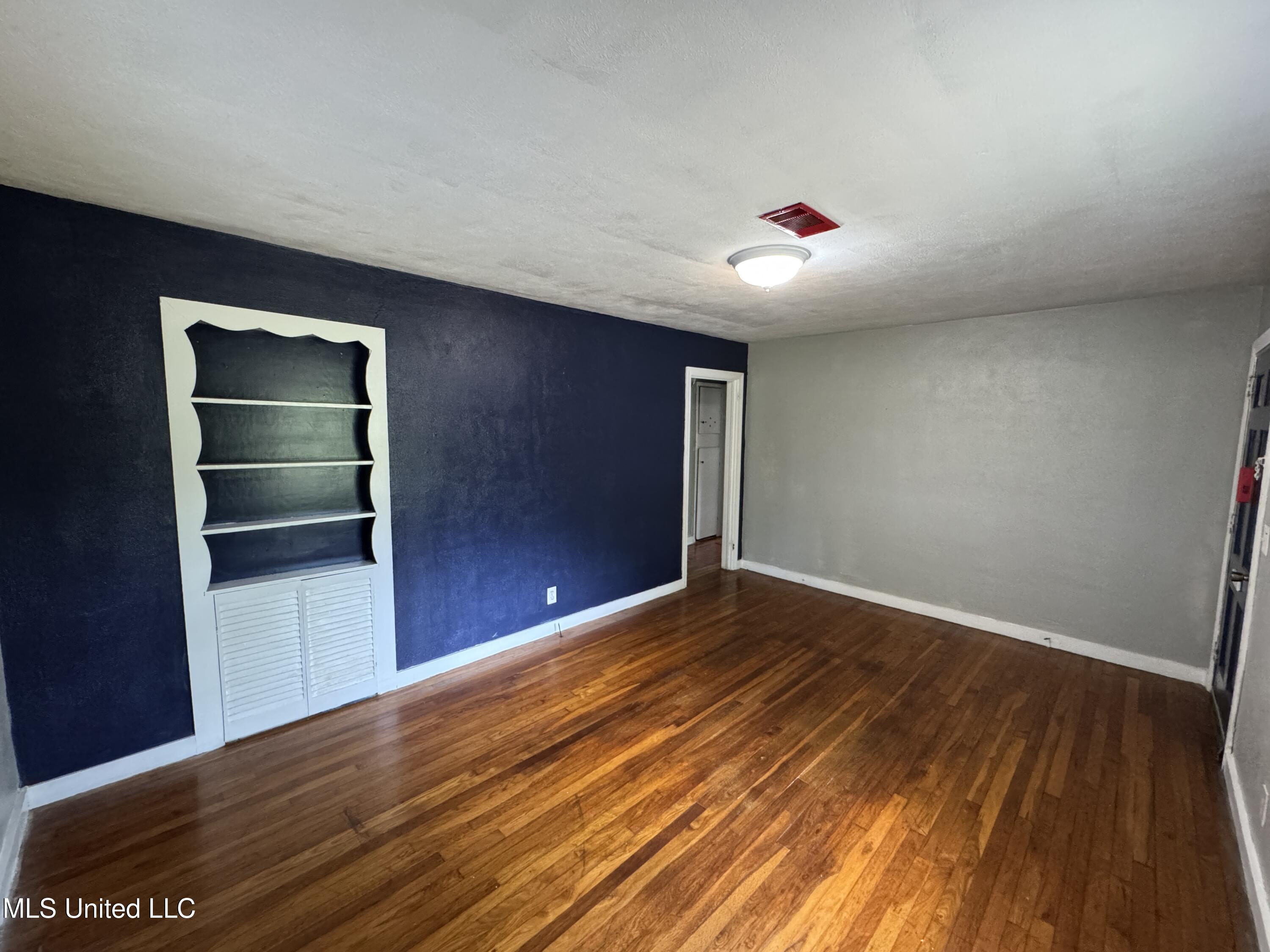 3258 Meadow Lane Property Photo 8