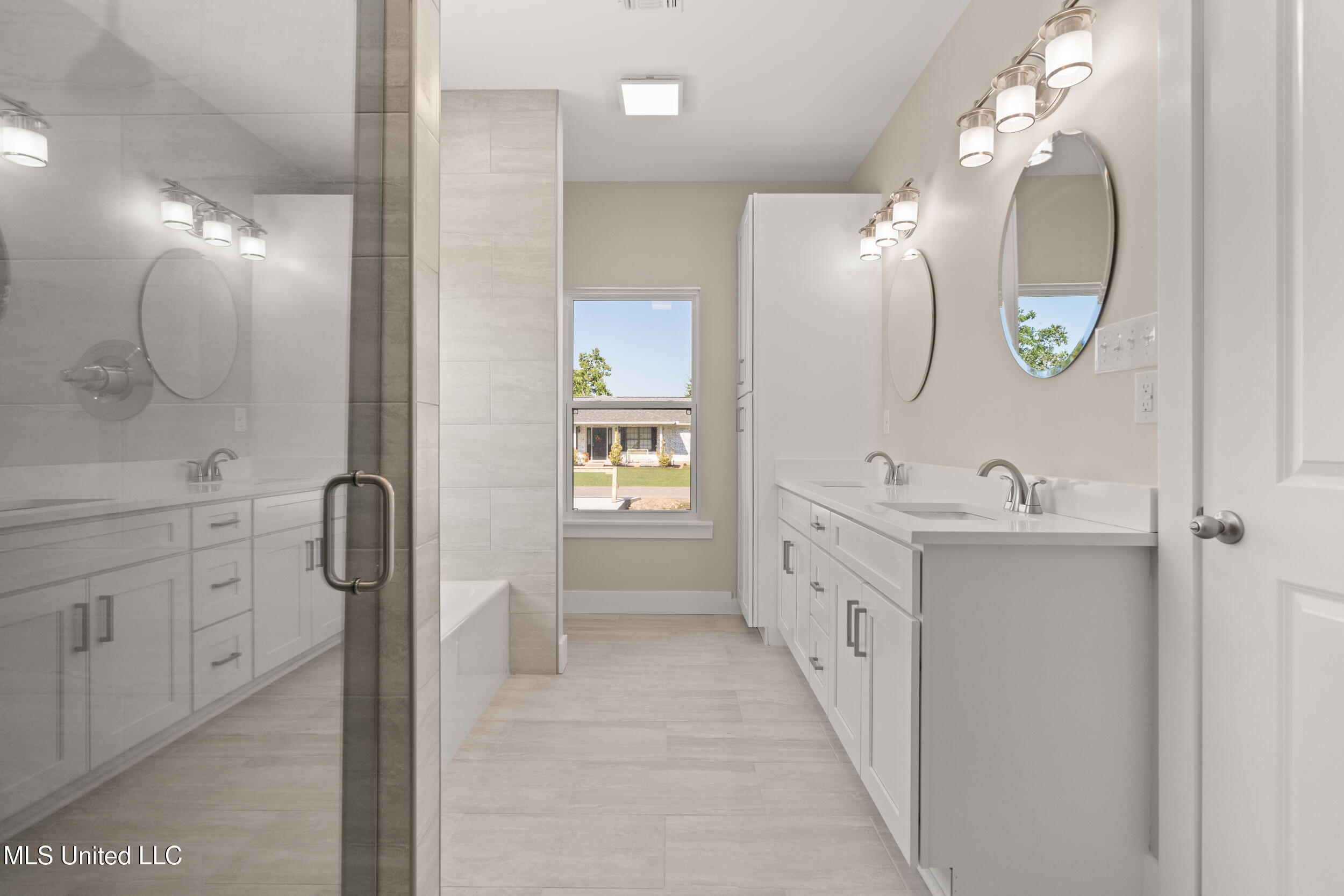 832 Combel Street Property Photo 25