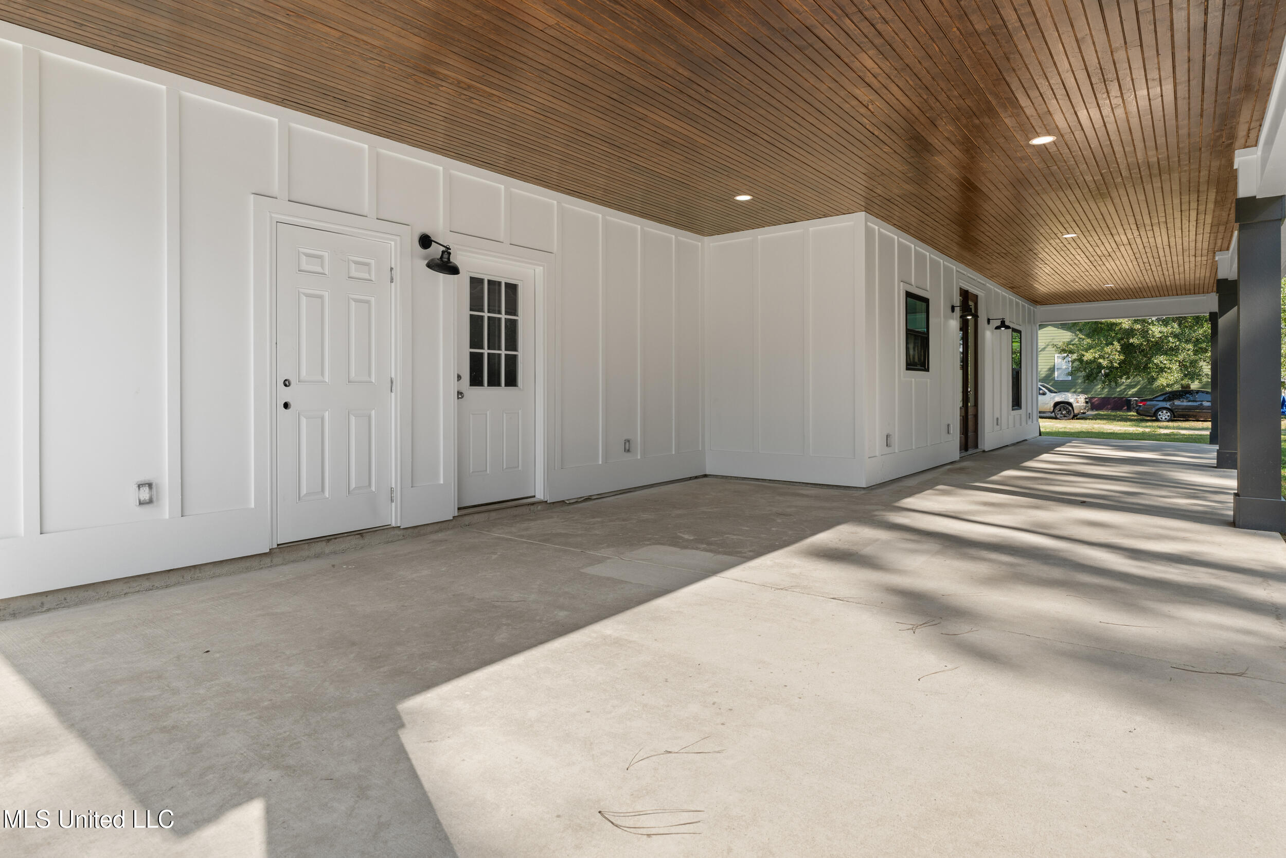 832 Combel Street Property Photo 44