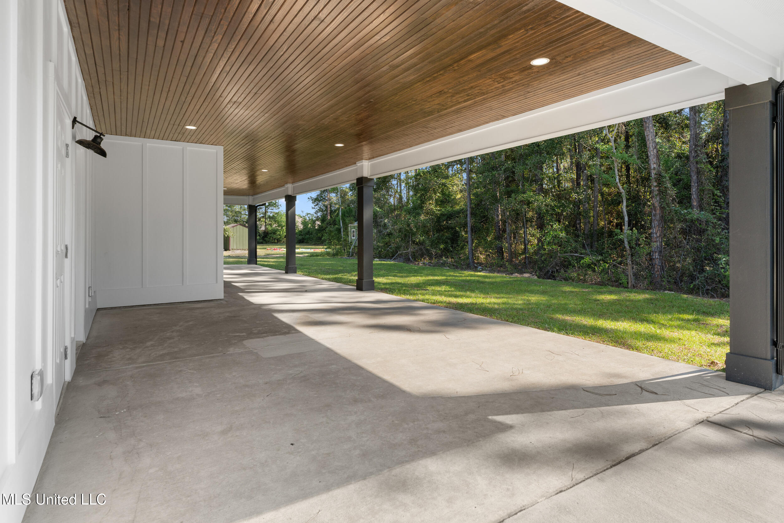 832 Combel Street Property Photo 45