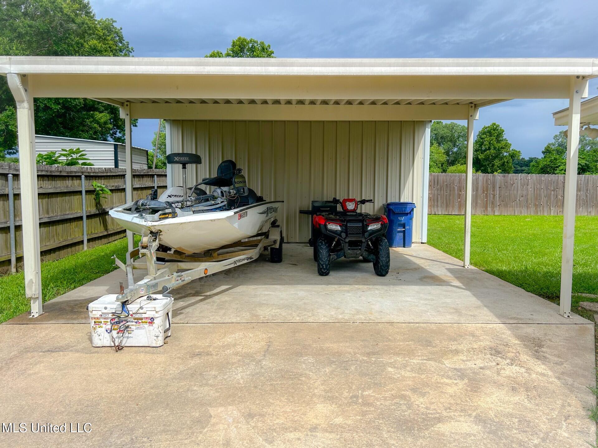 209 Margaret Avenue Property Photo 6