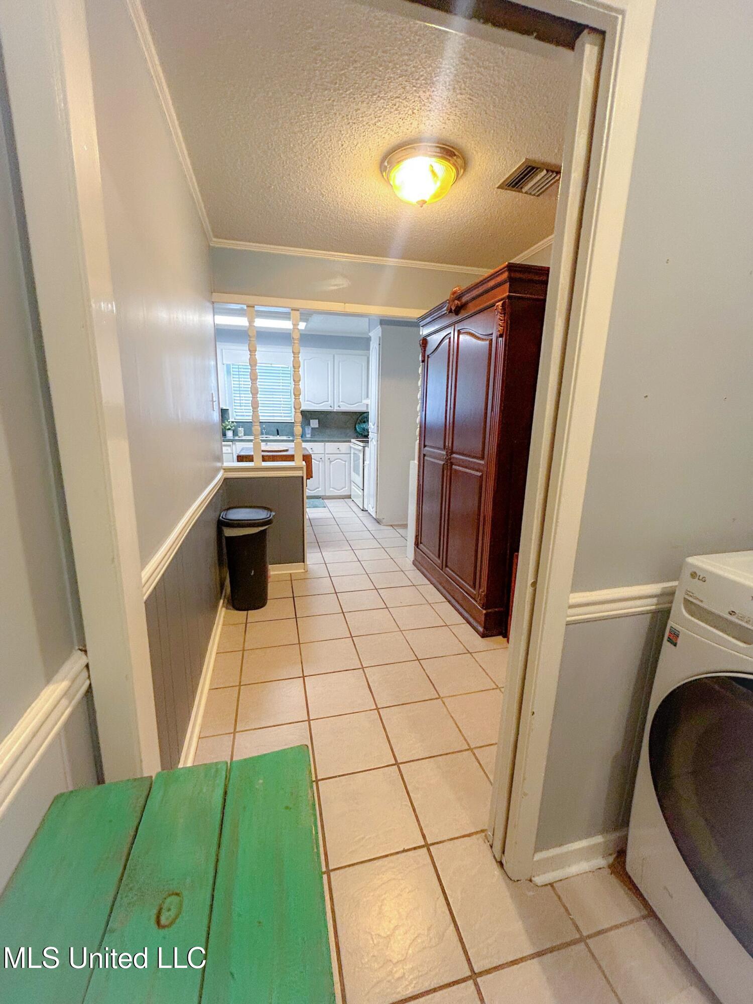 209 Margaret Avenue Property Photo 17