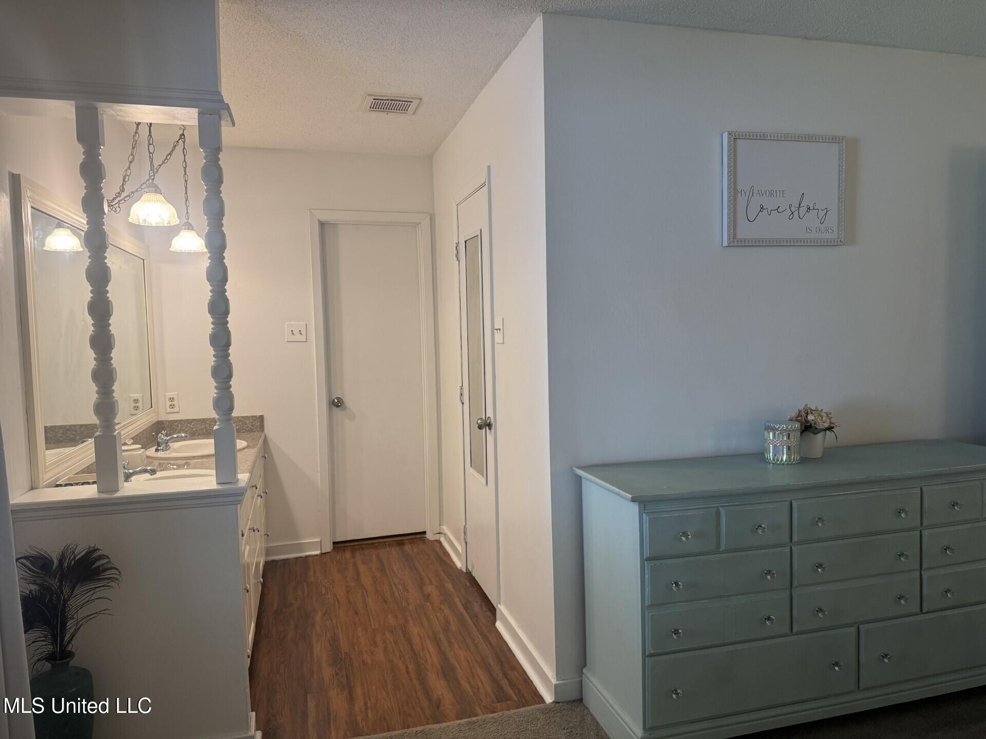 209 Margaret Avenue Property Photo 45