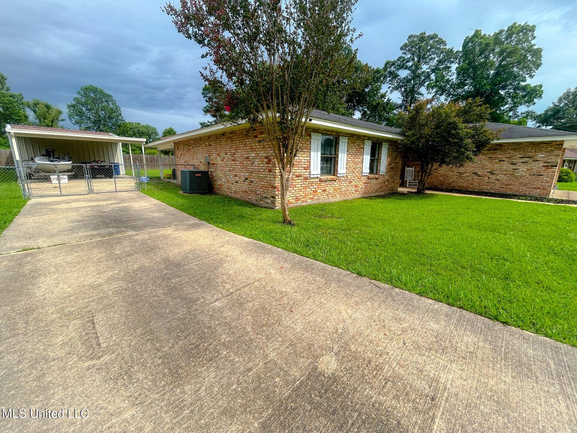 209 Margaret Avenue Property Photo 63