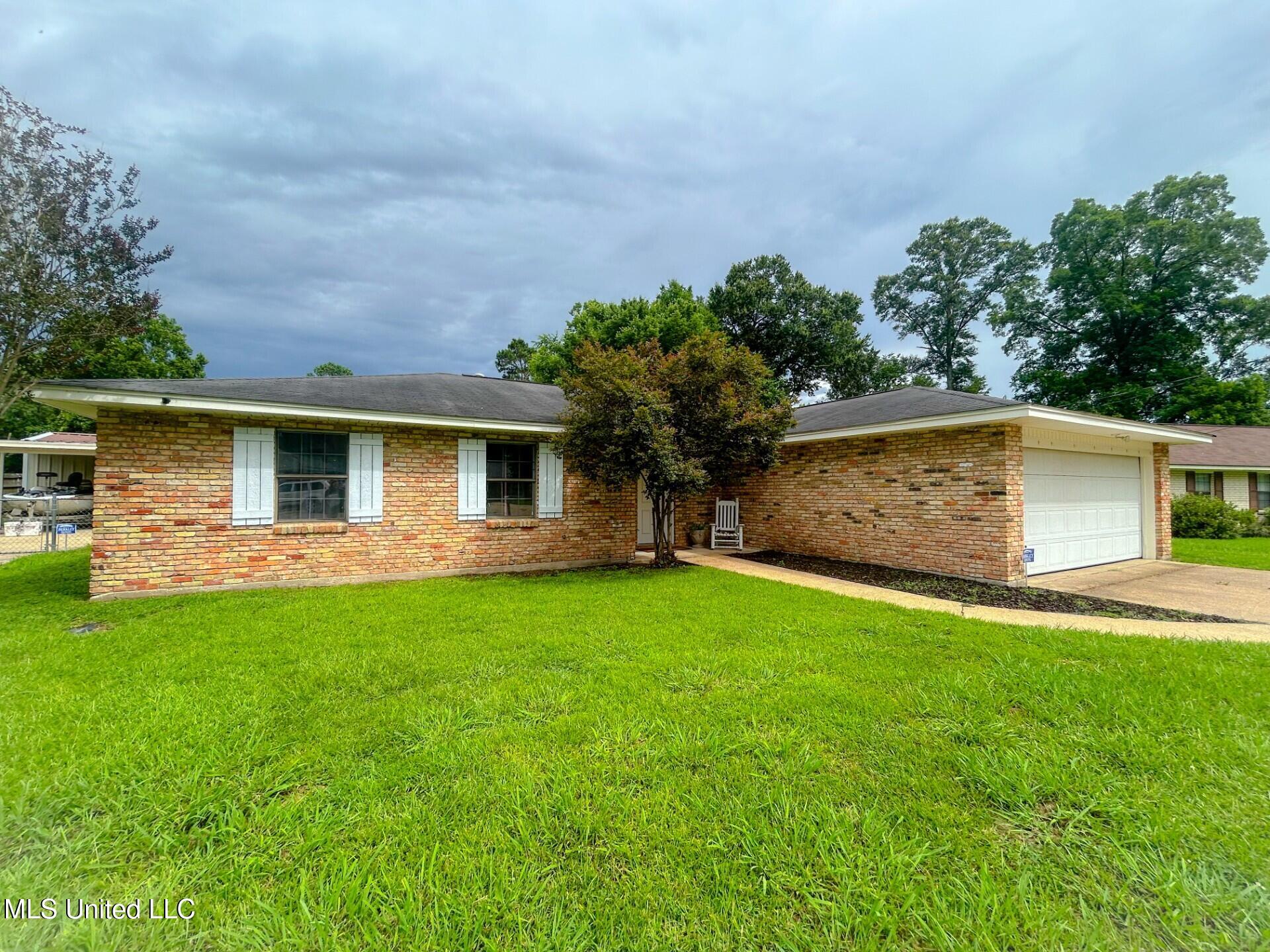 209 Margaret Avenue Property Photo 64