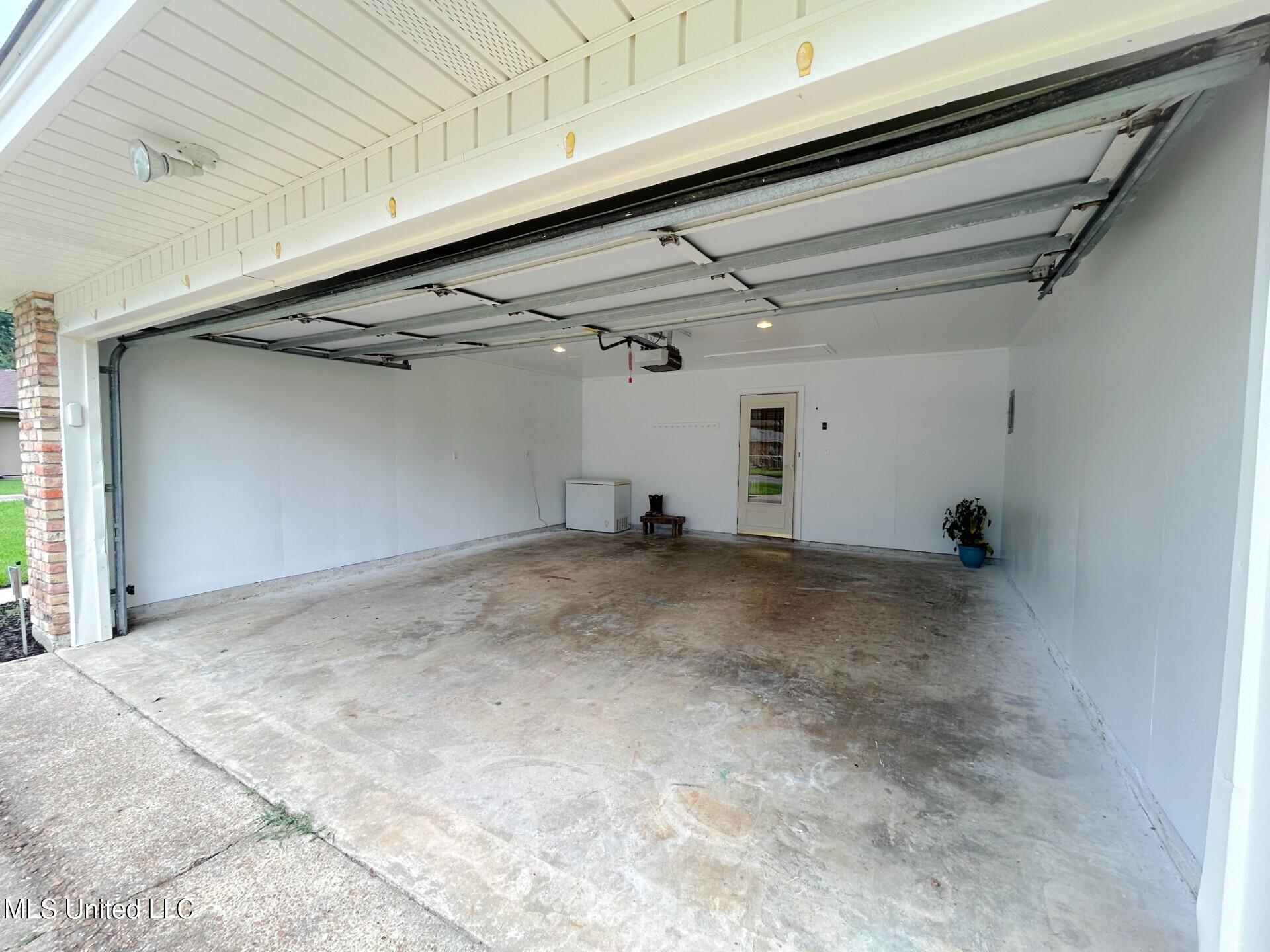 209 Margaret Avenue Property Photo 67