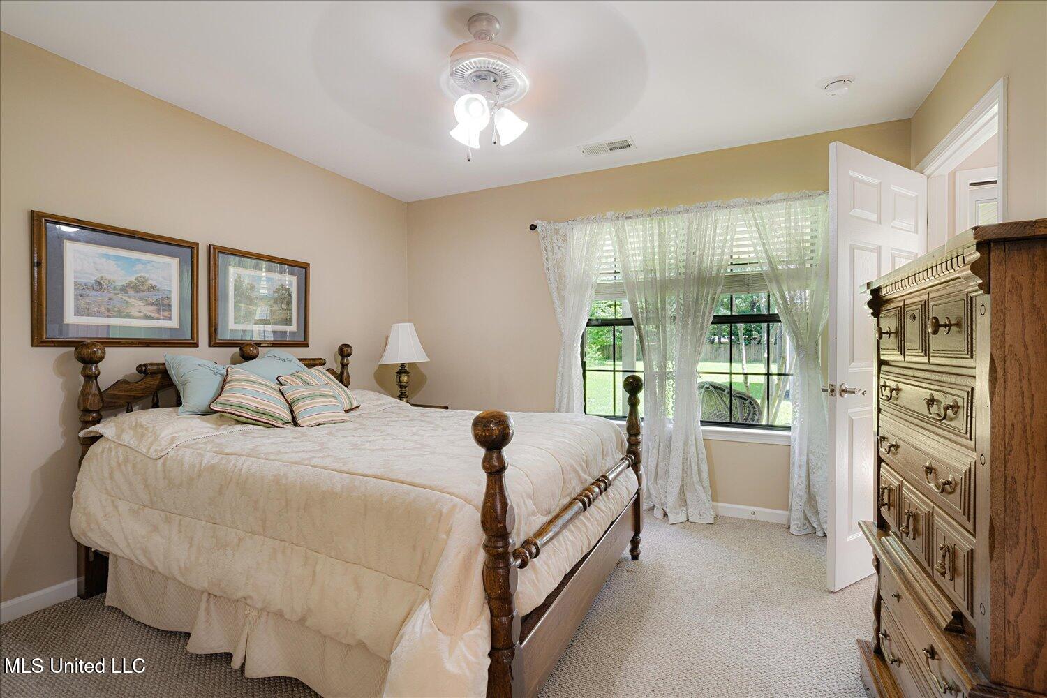 4210 Red Oaks Drive Property Photo 21