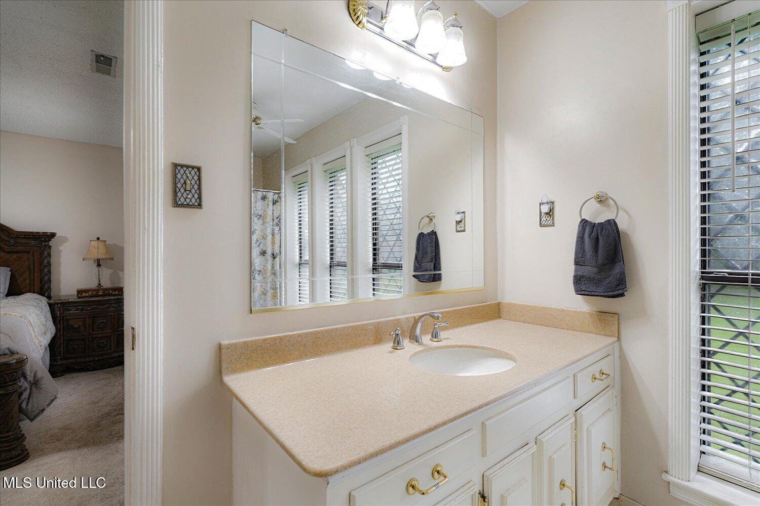 4210 Red Oaks Drive Property Photo 26