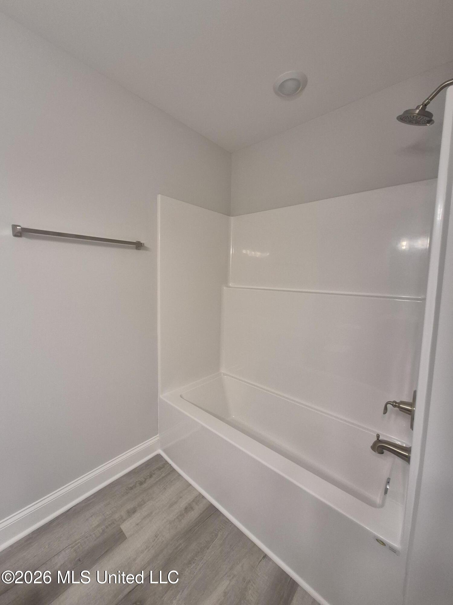 7881 Gardendale Drive Property Photo 4