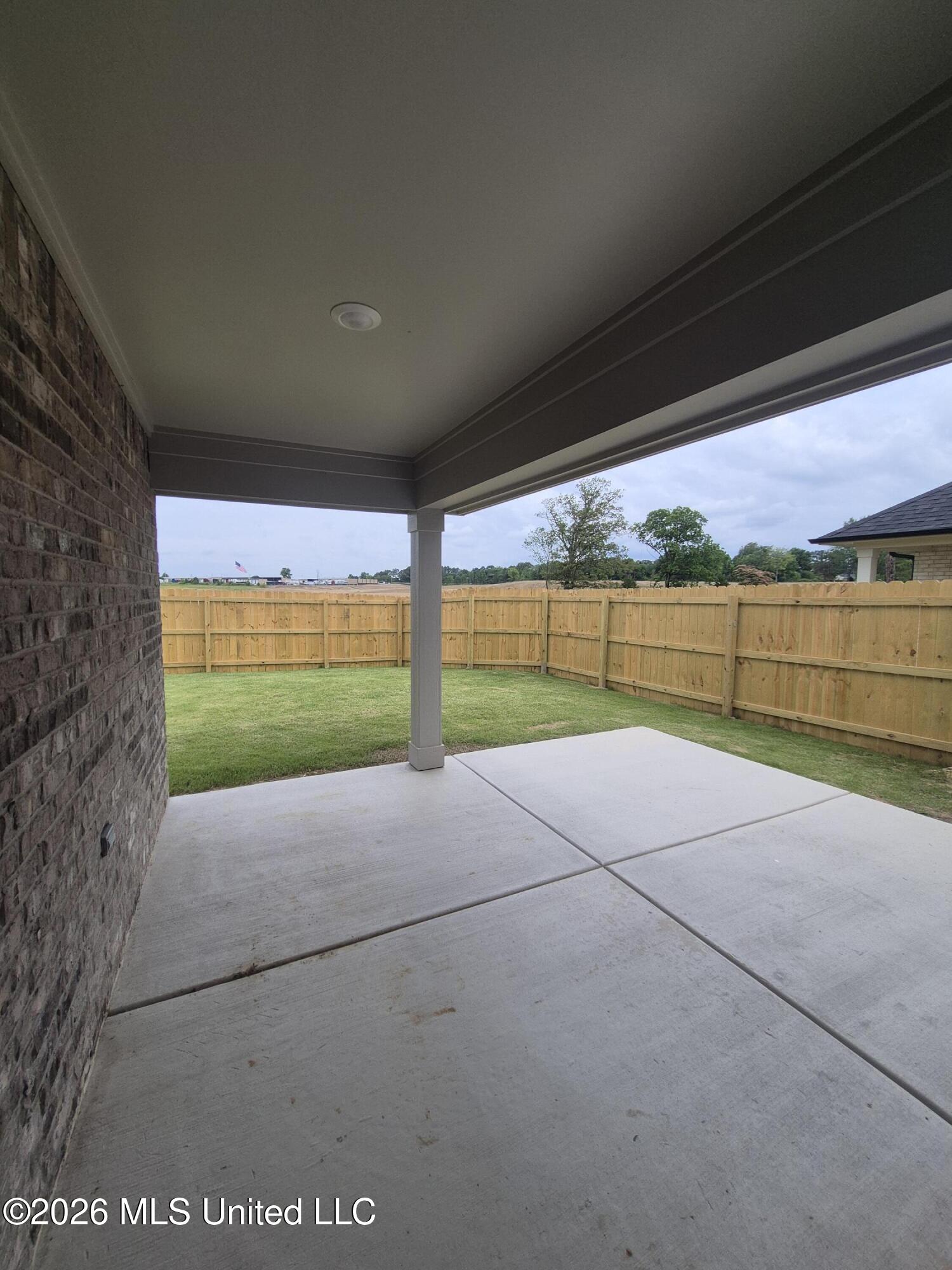 7881 Gardendale Drive Property Photo 9
