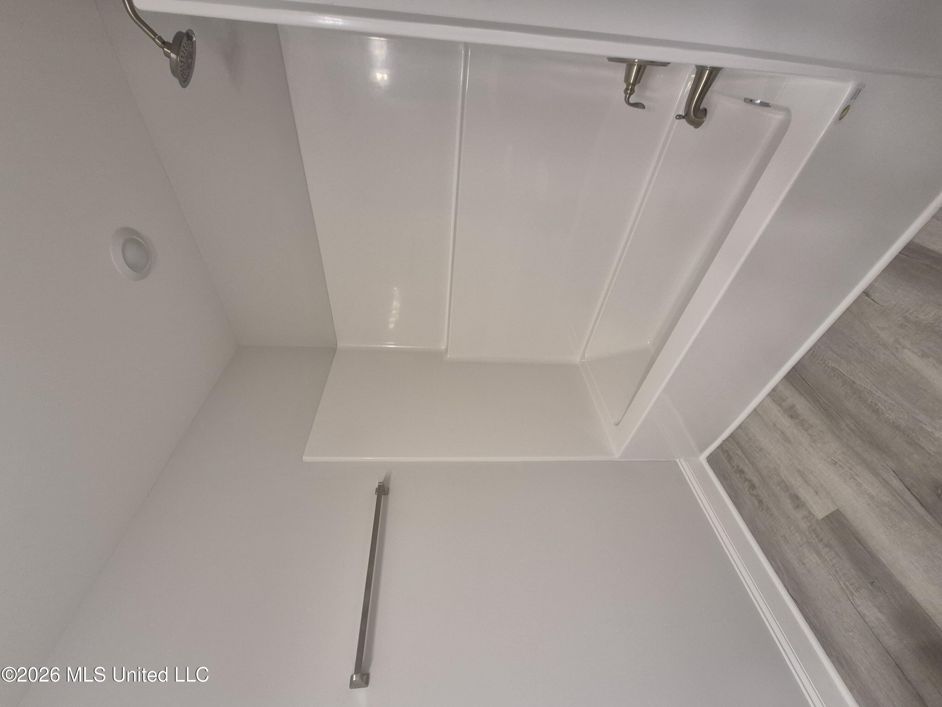 7881 Gardendale Drive Property Photo 16