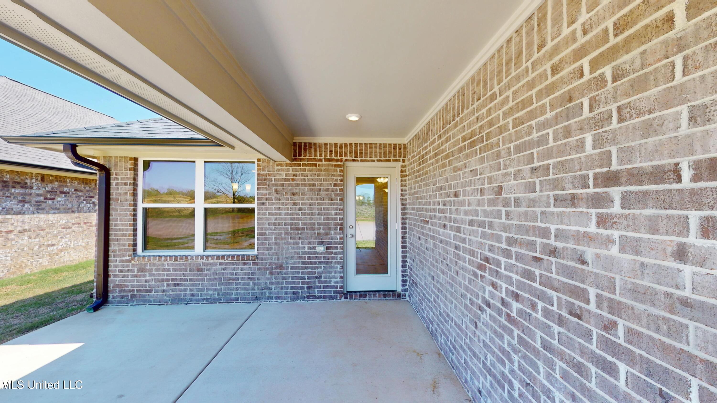 7881 Gardendale Drive Property Photo 19