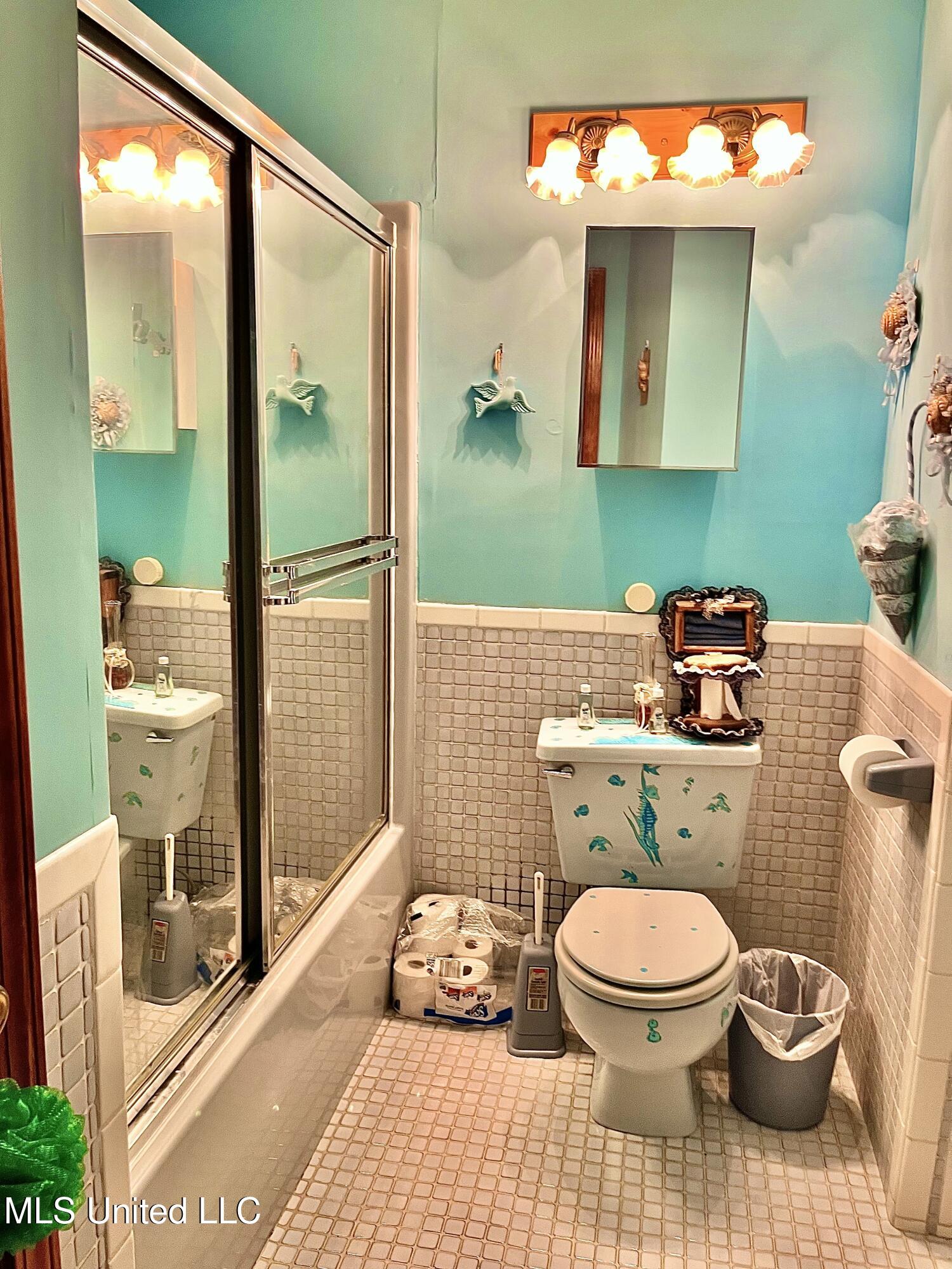 1335 Chestnut Street Property Photo 12