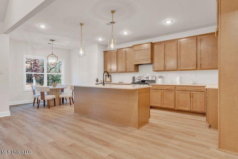 2007 College Road Property Photo 12