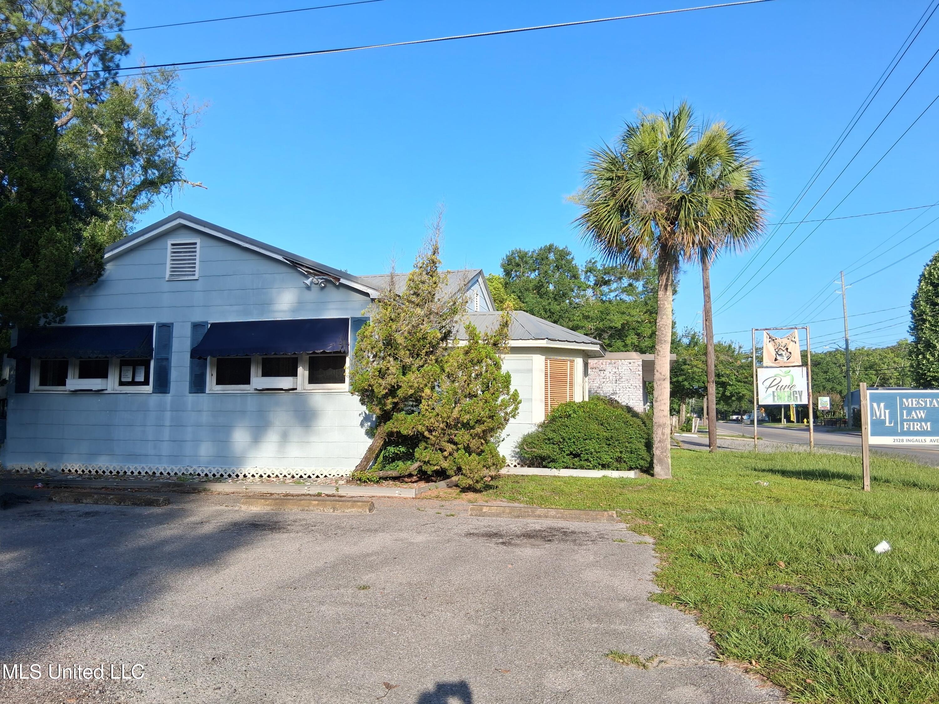 2128 Ingalls Avenue Property Photo 4