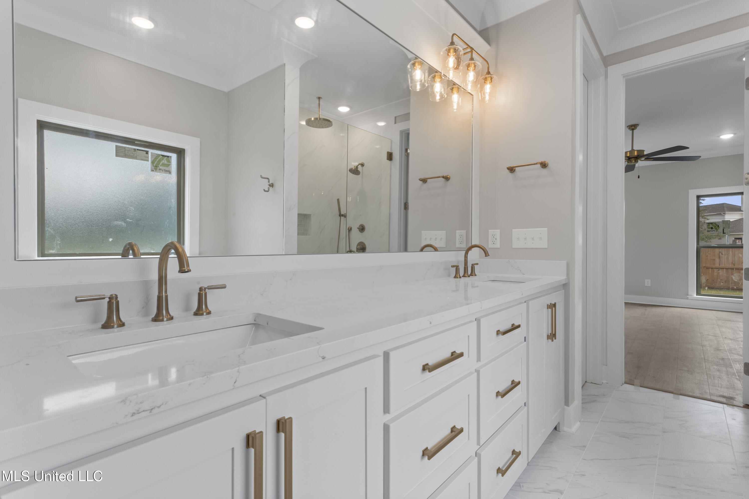 10893 Lily Lane Property Photo 14