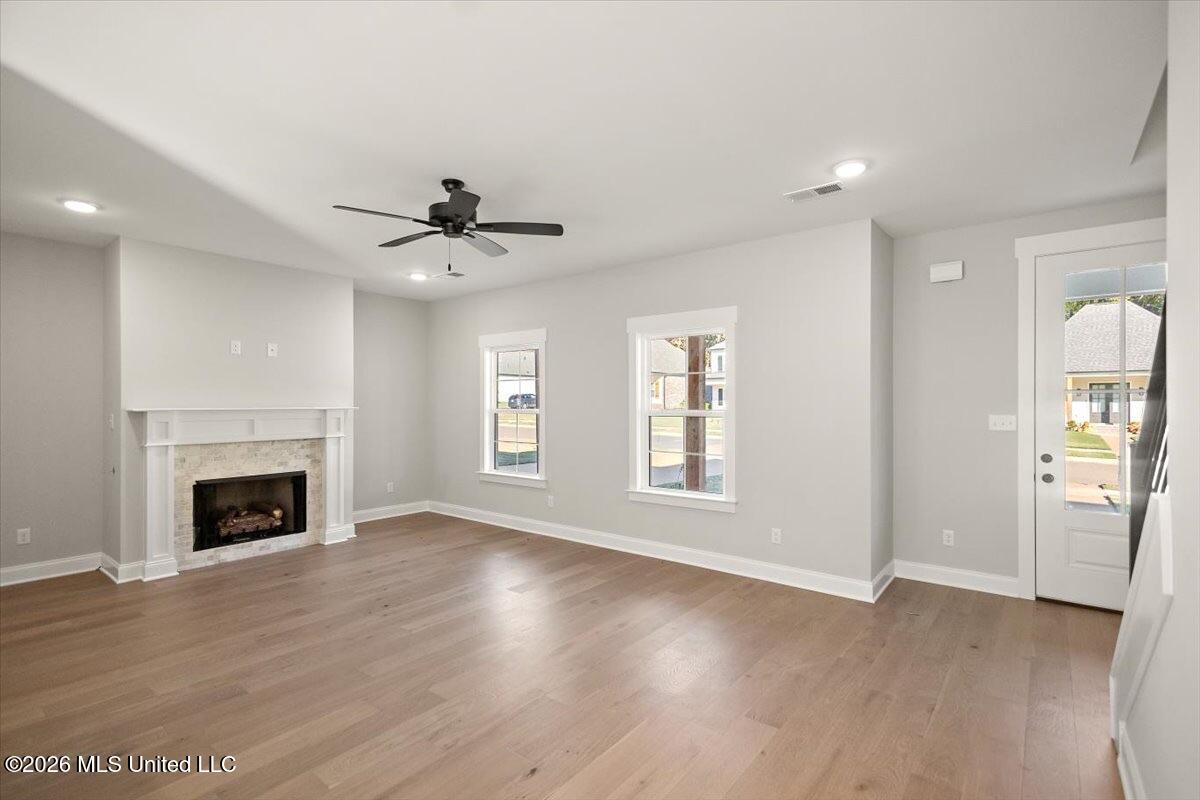 1347 Creekside Lane Property Photo 11